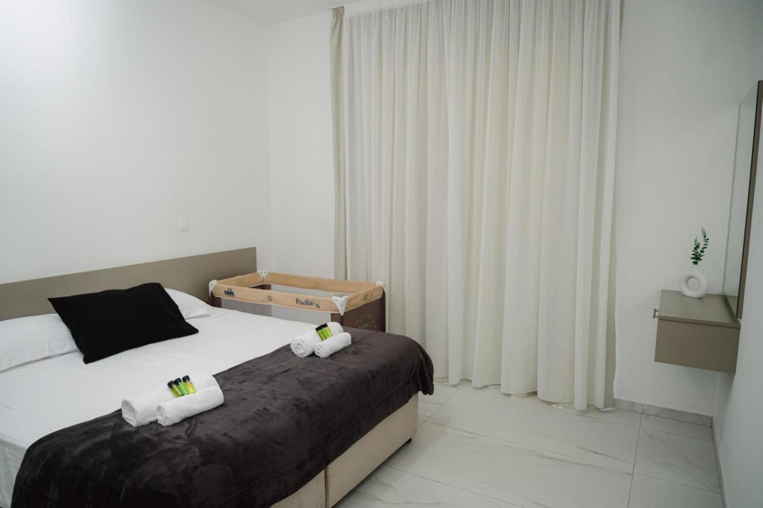 Nissi Route 76 Apartment