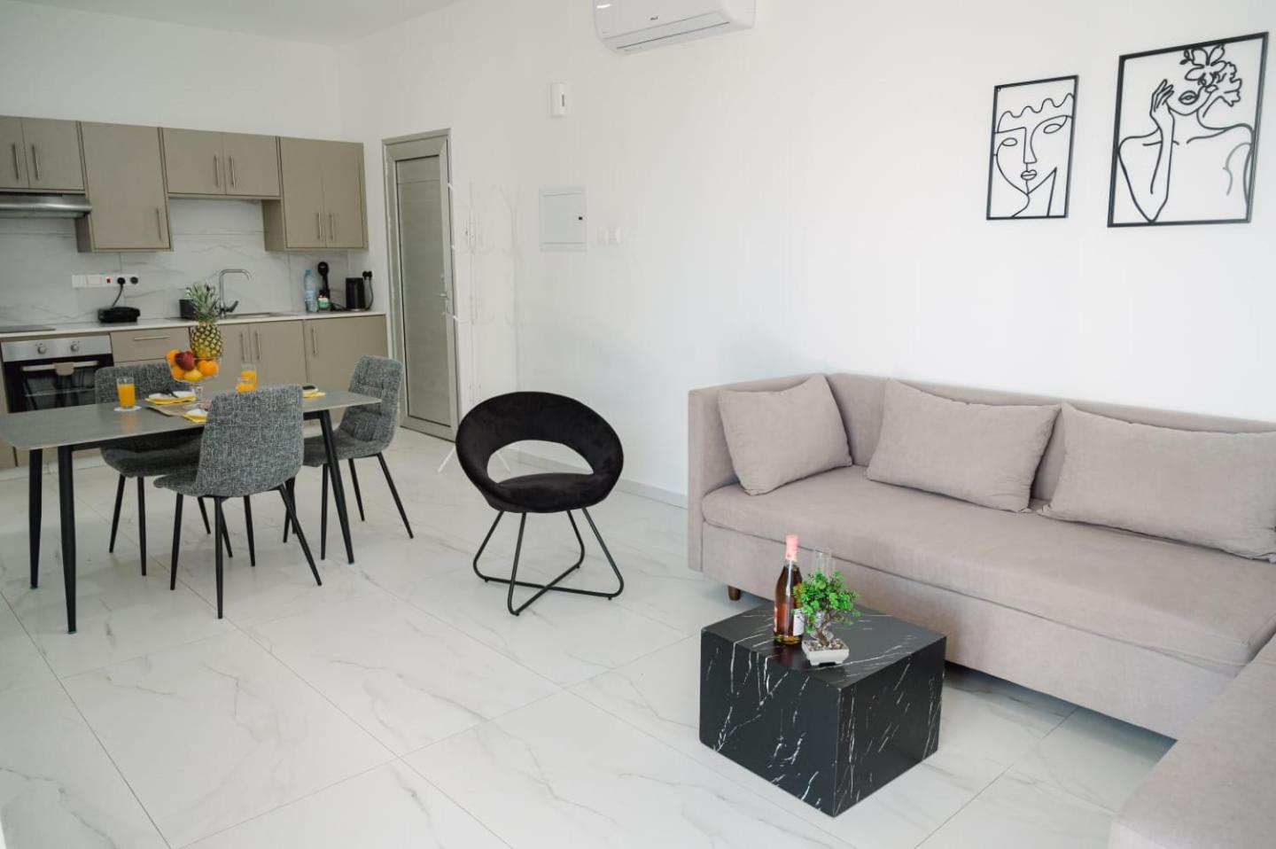 Apartment Nissi Route 76 *