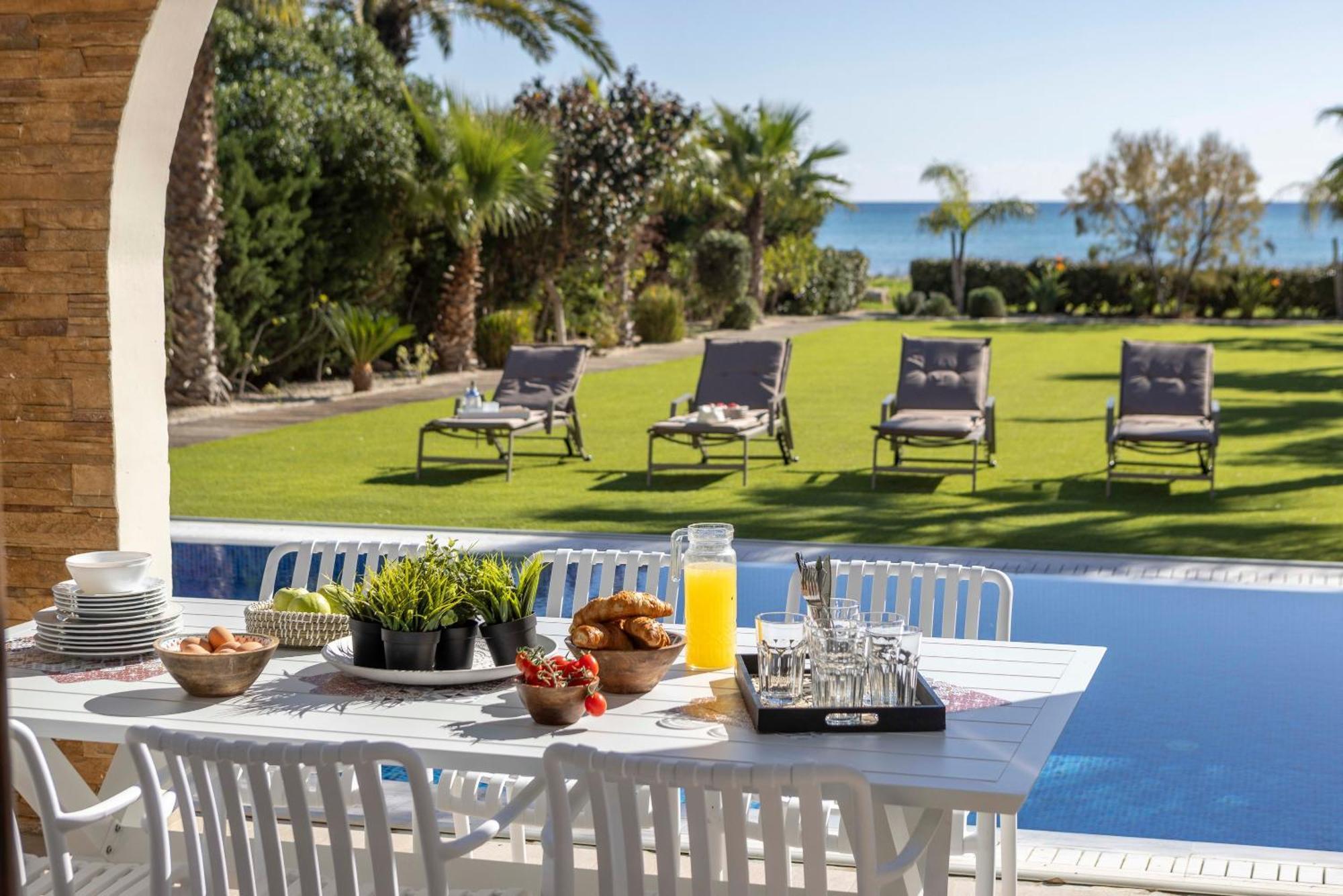 Villa Seafront Ionion H5 Ayia Napa