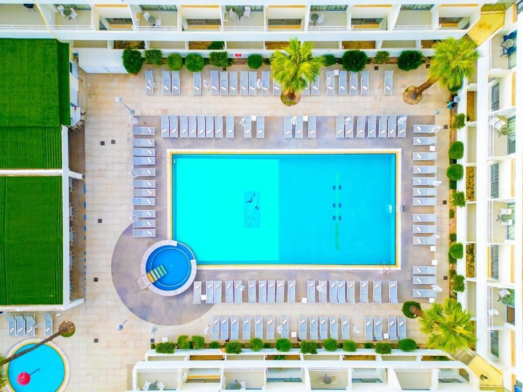 Melpo Antia & Aparthotel