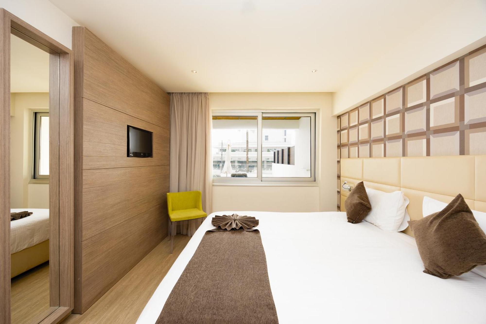Melpo Antia & 4* Agia Napa