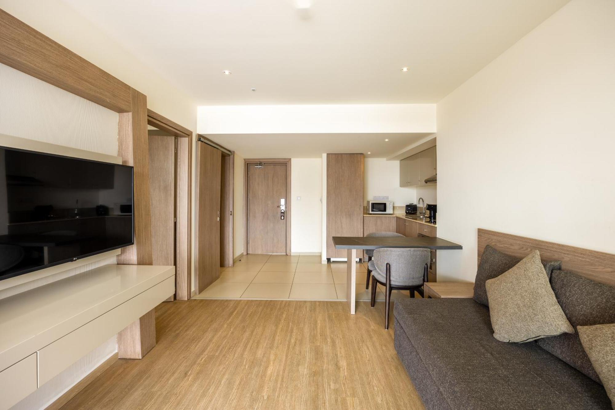 Melpo Antia & Aparthotel