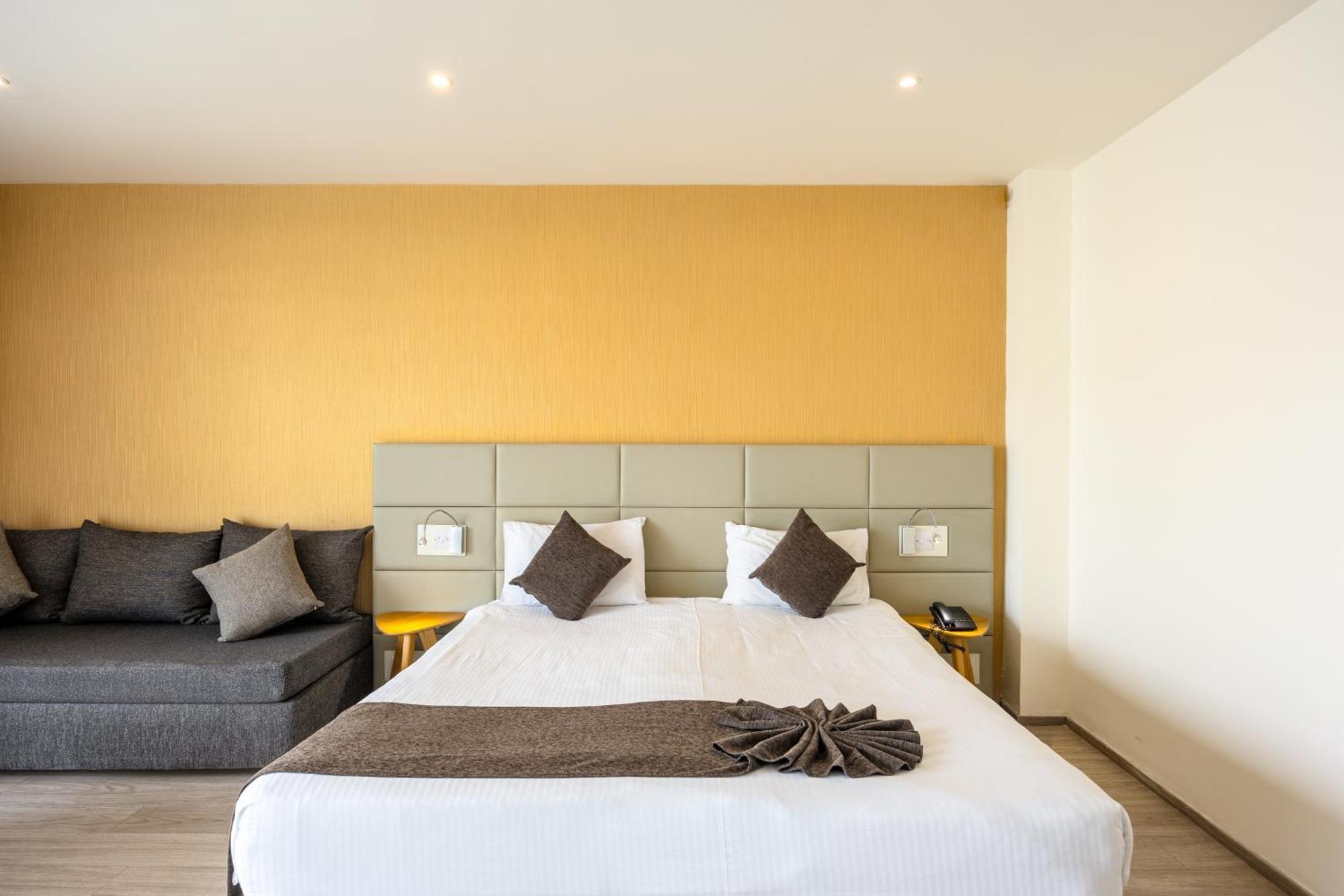 Melpo Antia & Aparthotel 4*