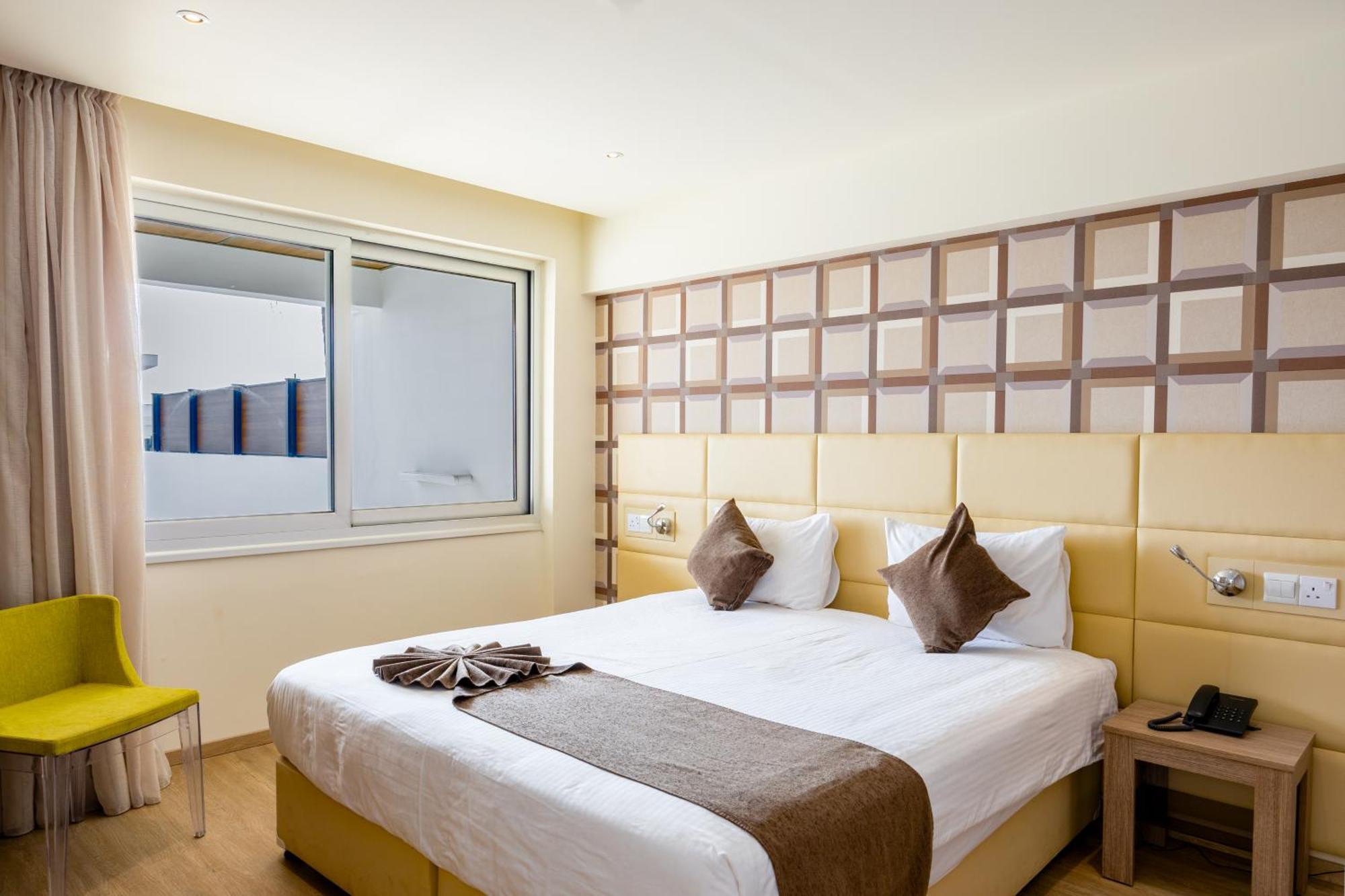Melpo Antia & Aparthotel