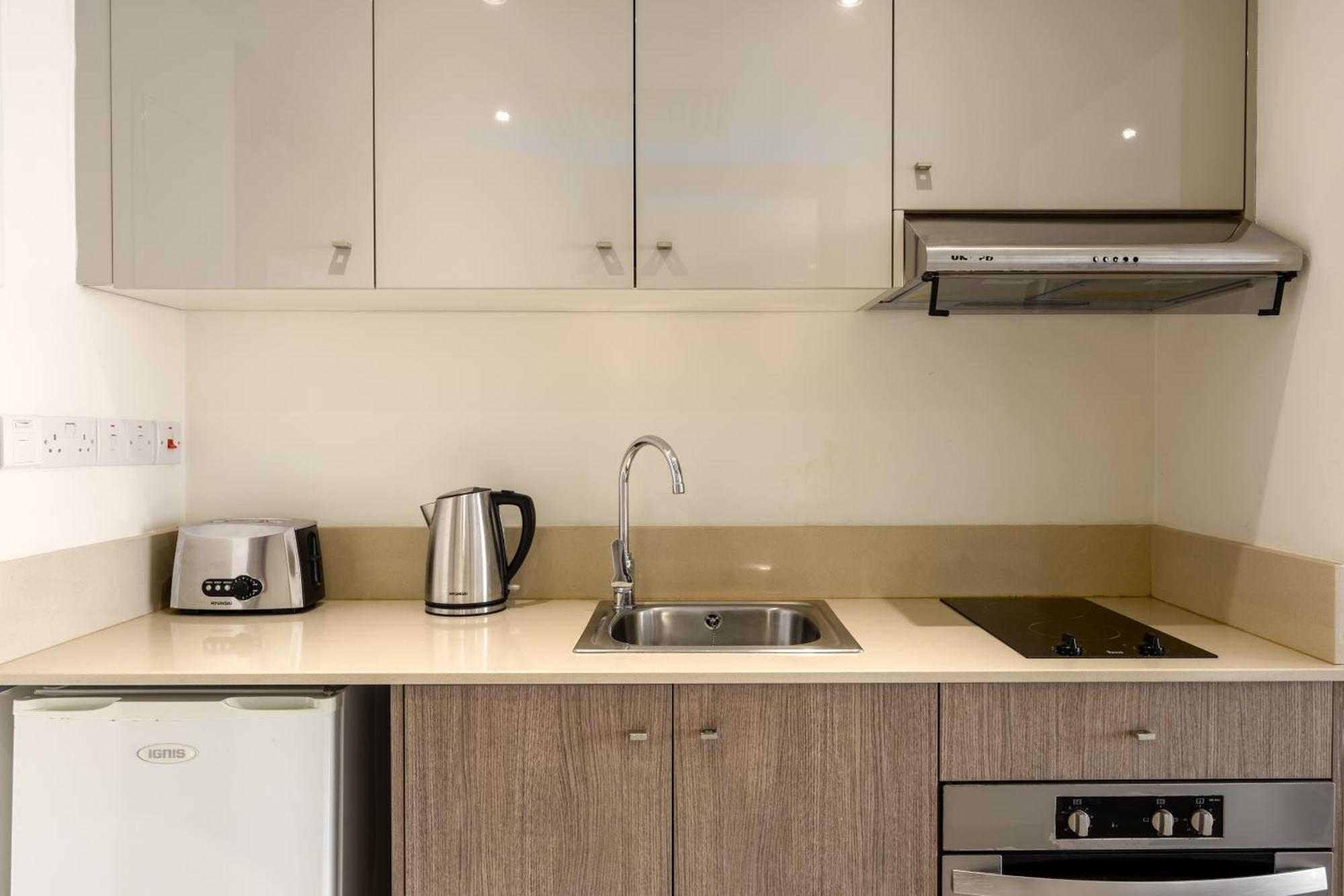 Melpo Antia & Aparthotel 4*