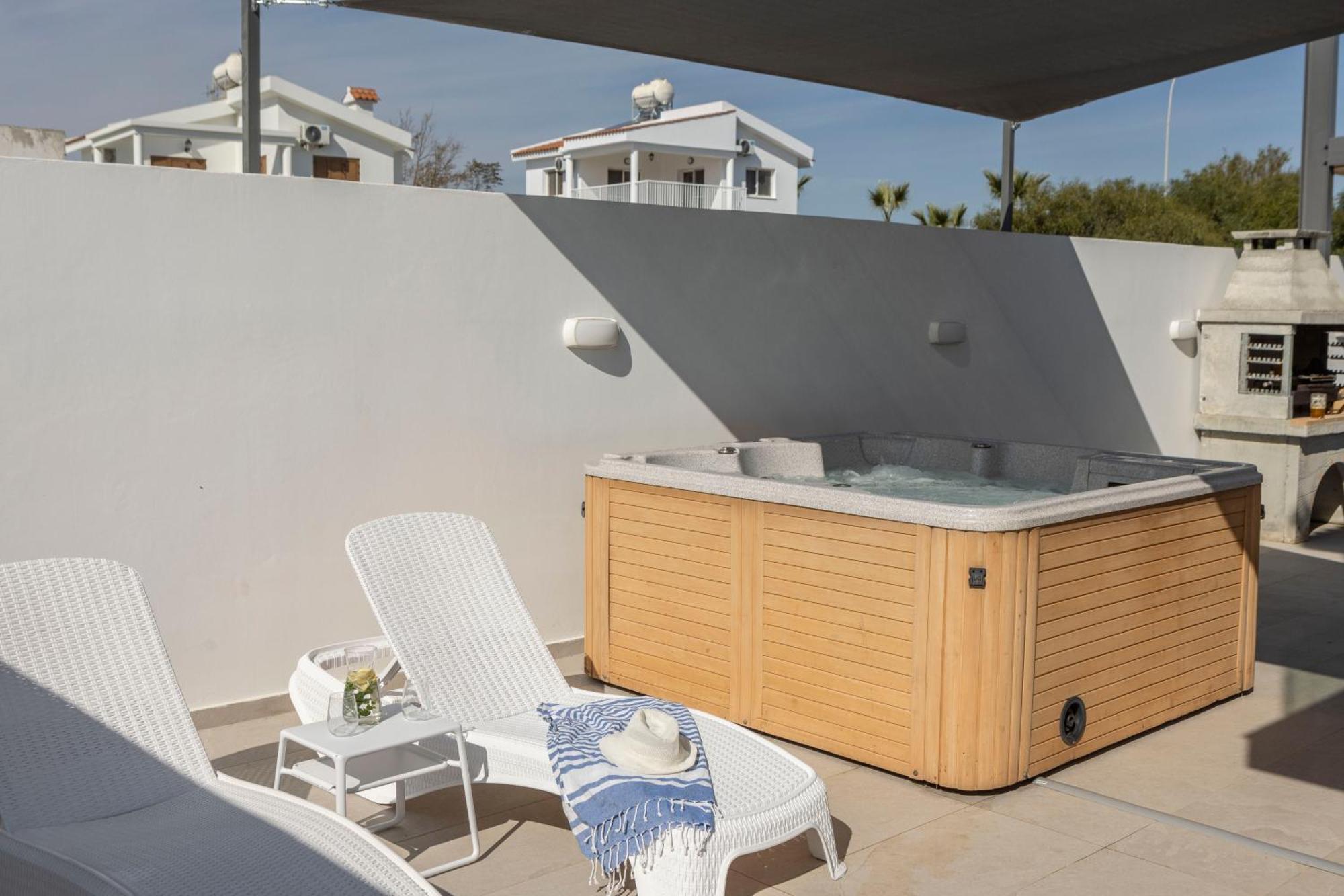Antonieta Agia Napa