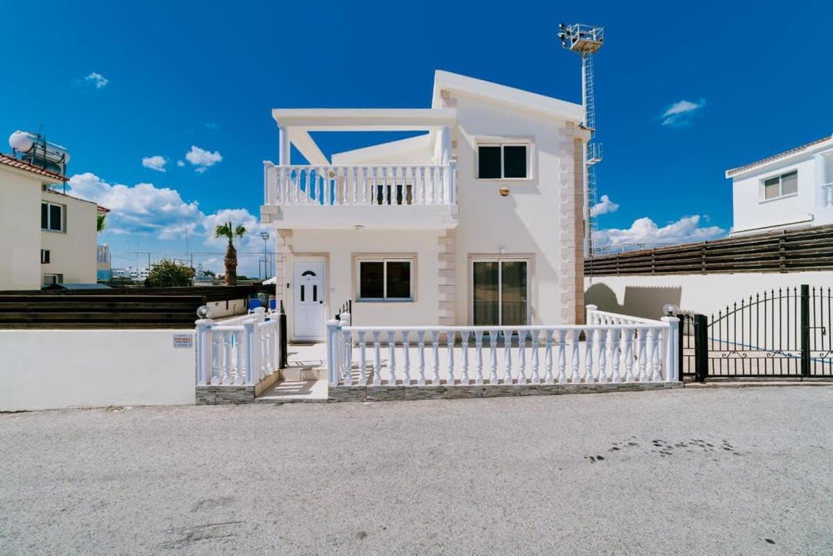 Tia Villa Ayia Napa