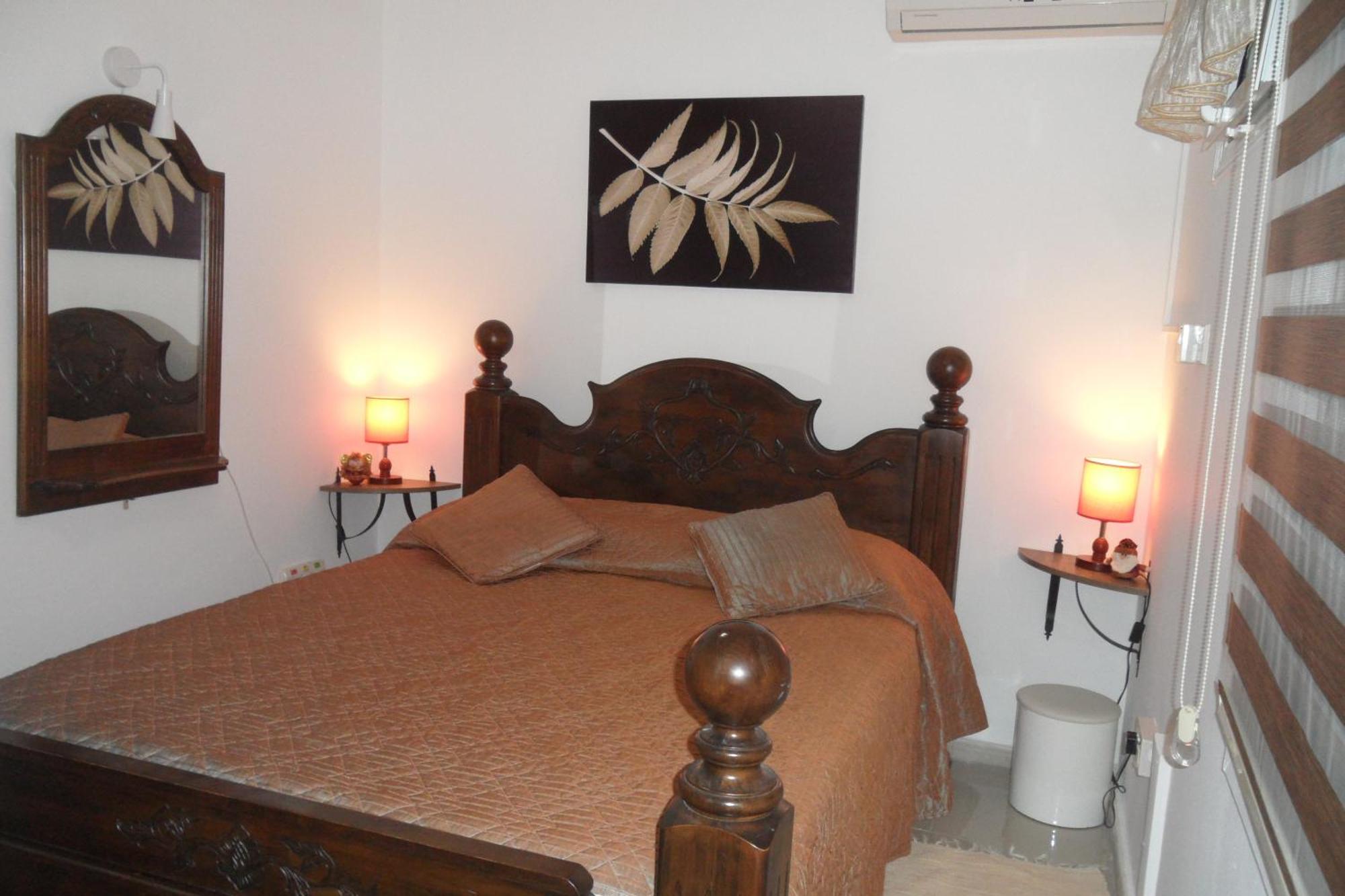 Holyday Ground Floor, Free Internet Apartment *