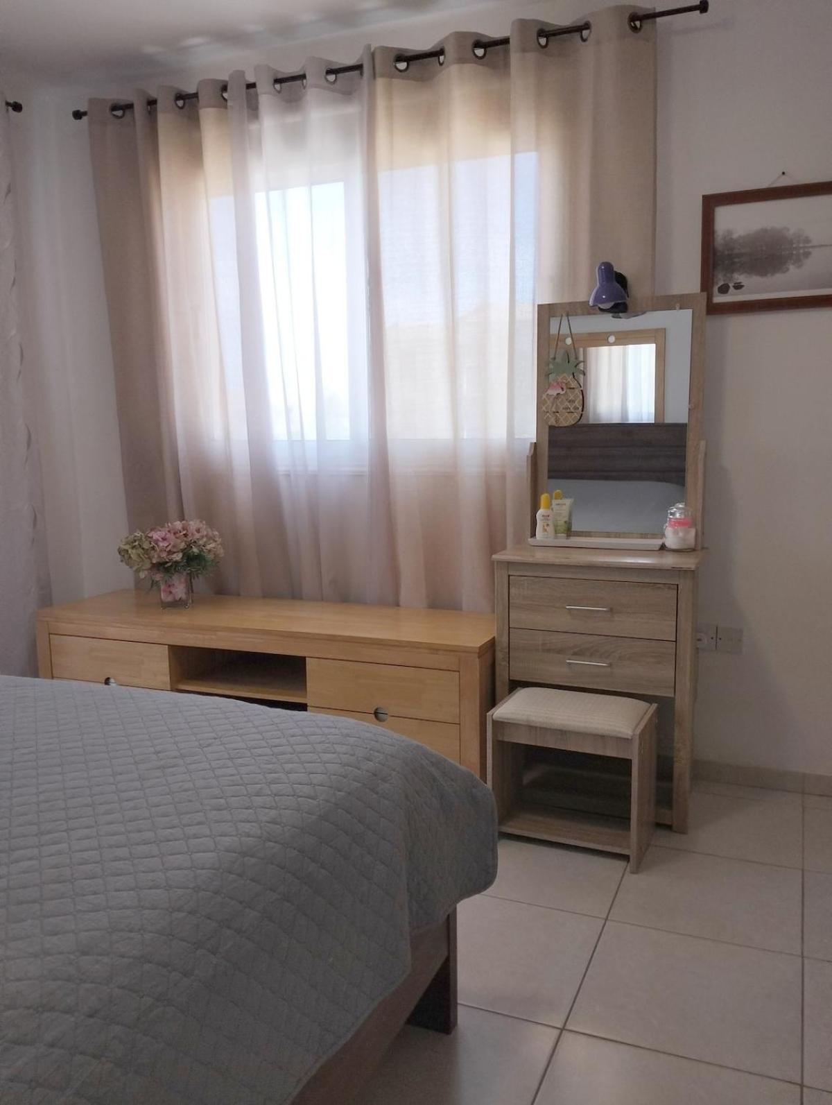 Nissi Area,ground Floor Flat, Free Internet *