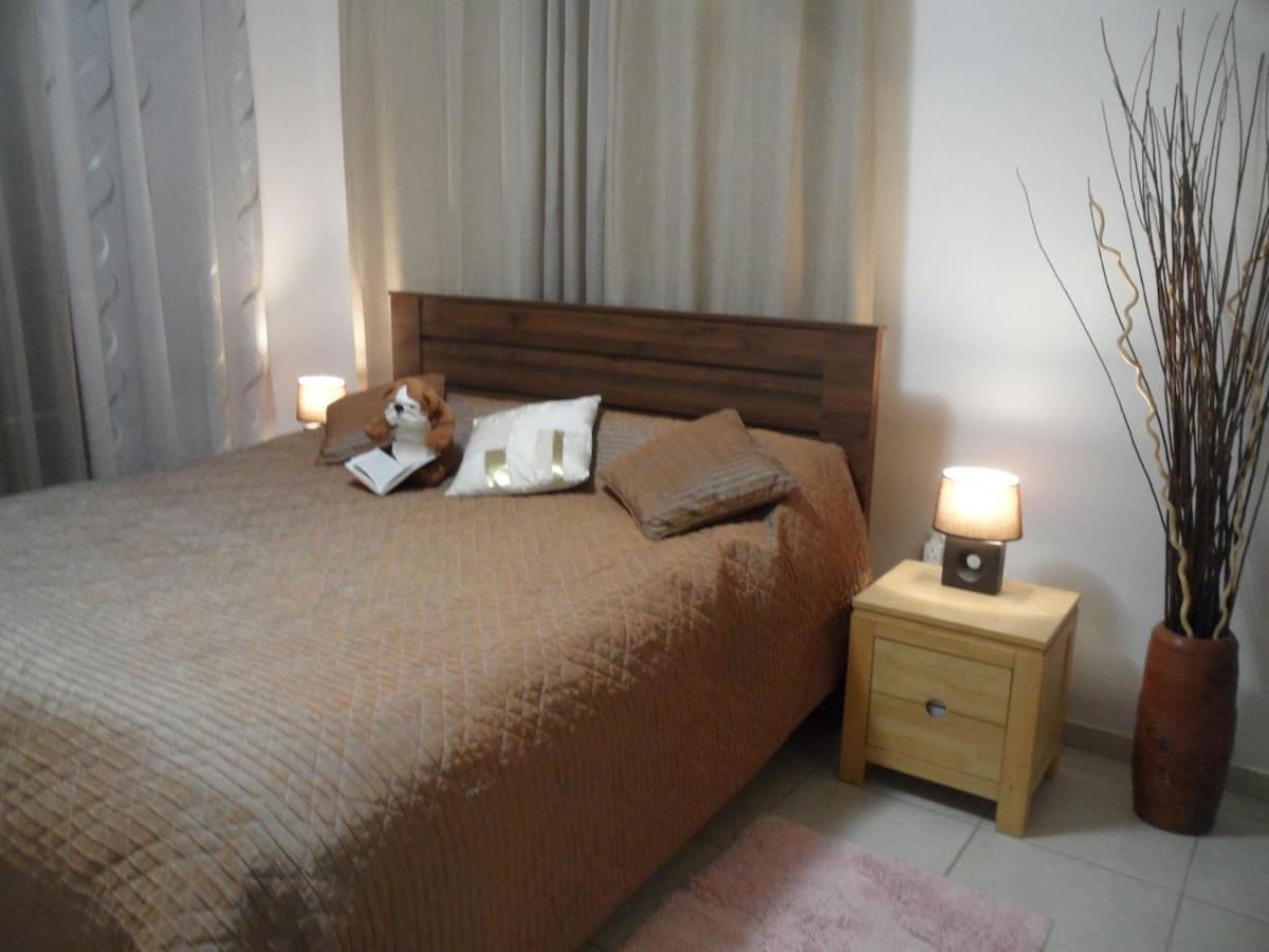 Nissi Area,ground Floor Flat, Free Internet *