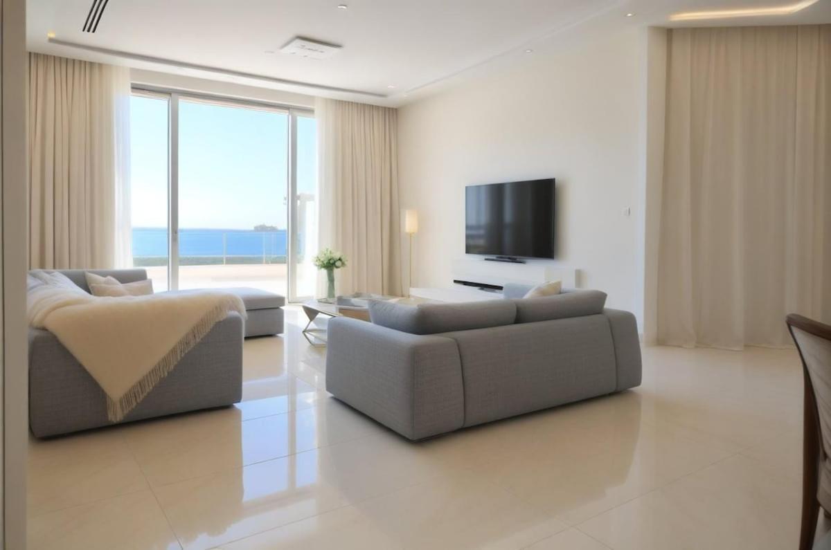 Villa Beachfront Luxury Glory