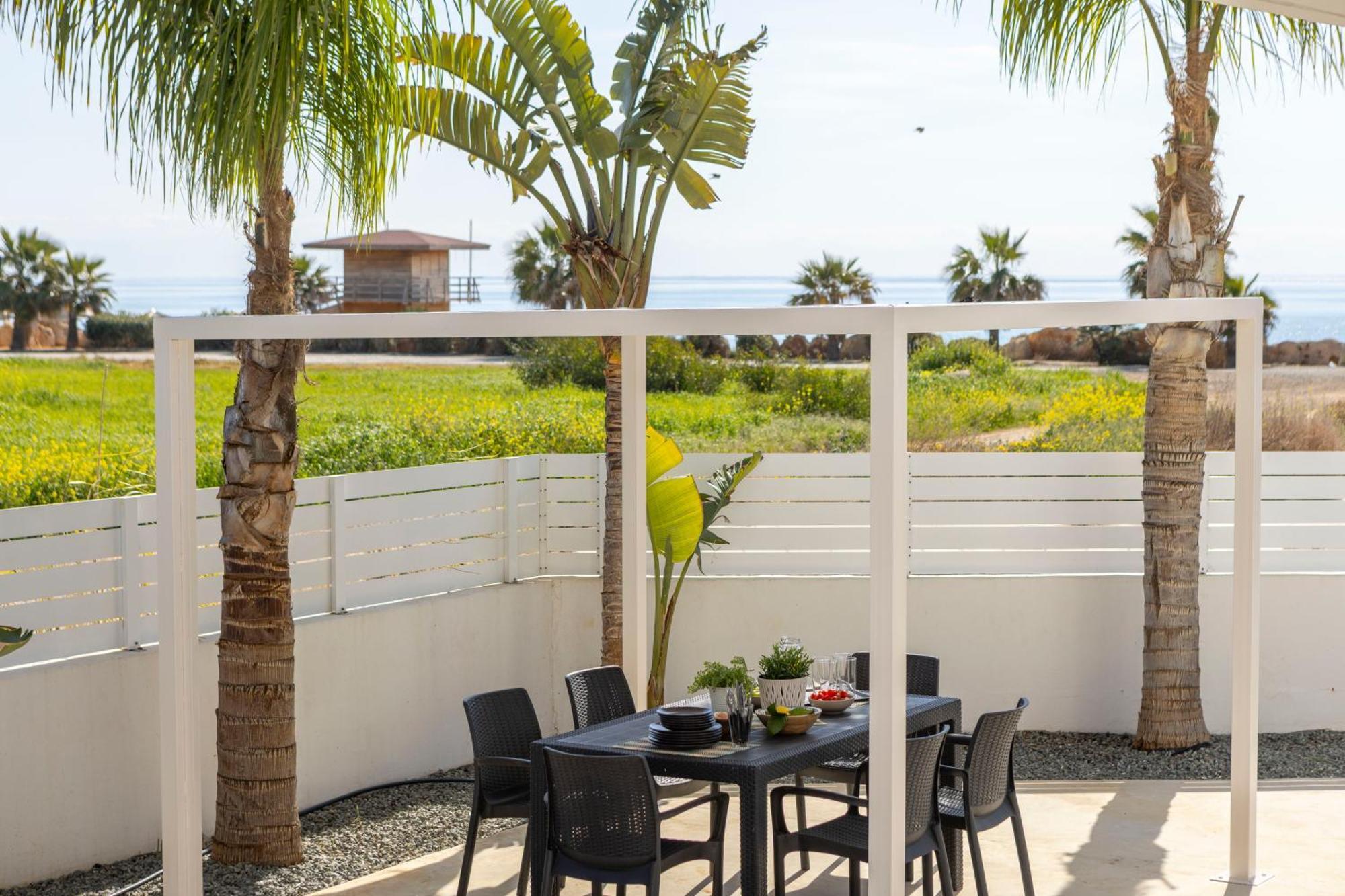 Sweet Seaview Villa *