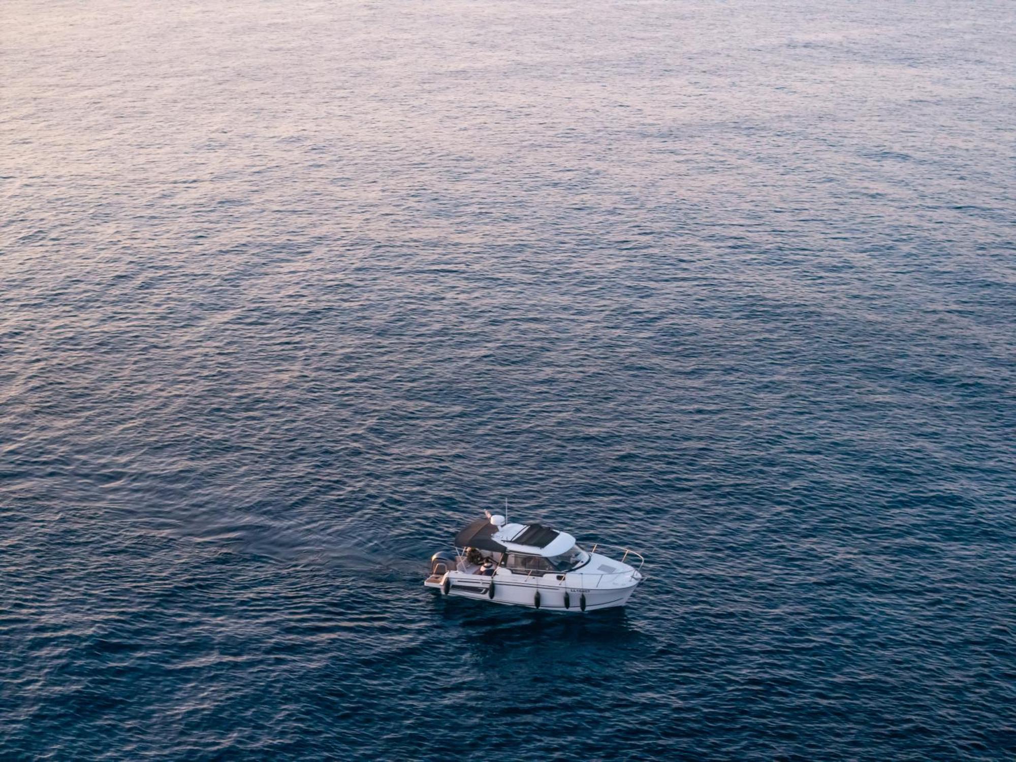 Captainvasilisboatcharters *