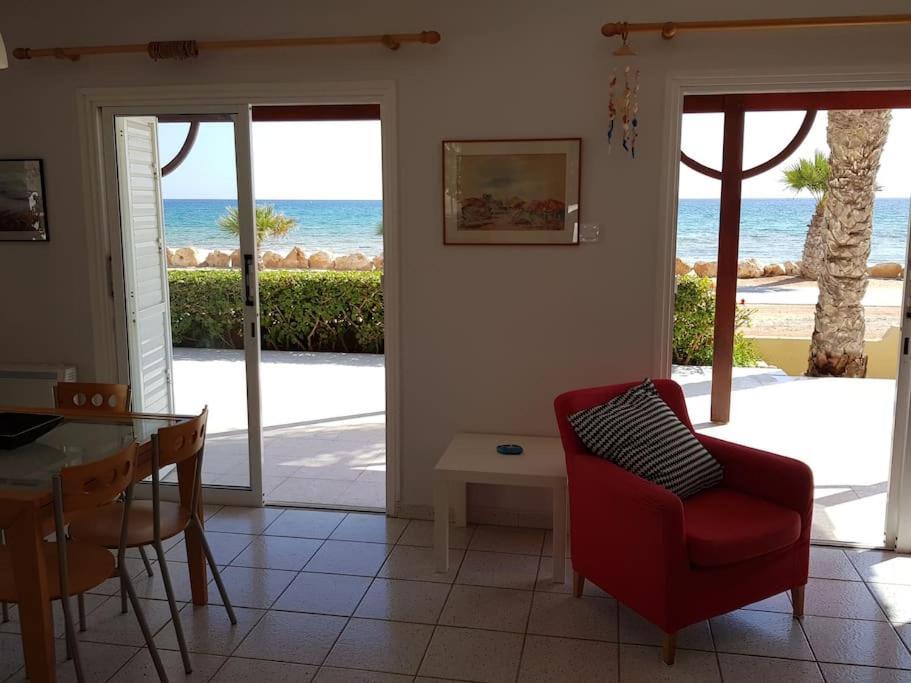 Pousada On The Beachfront, Ayia Thekla, Marina