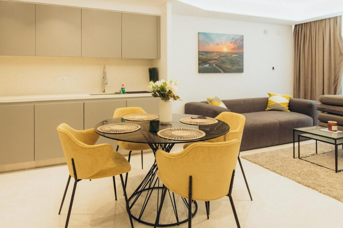 New Lux Seaview 1br, Sun Resort, Pool & Apartment *
