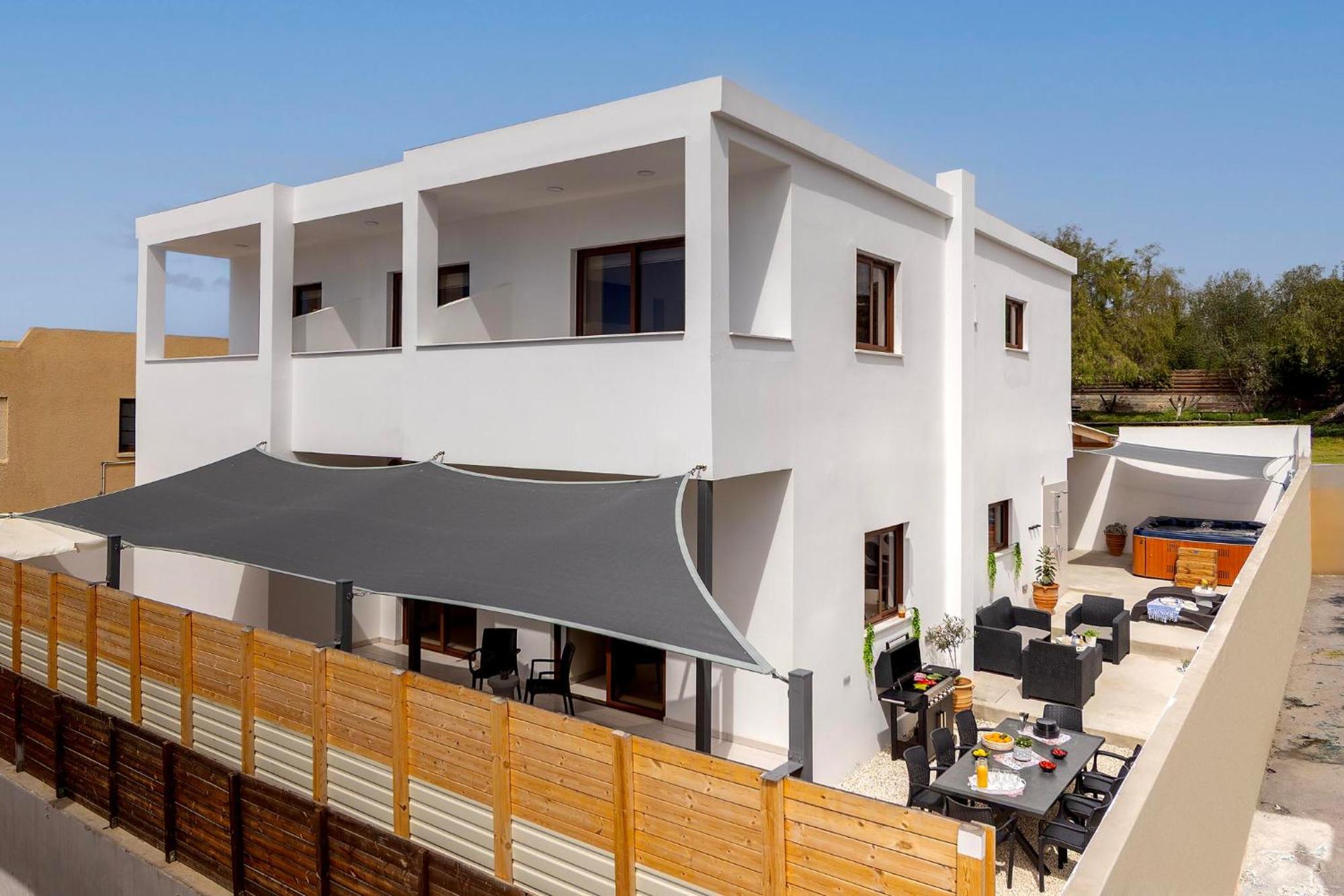 Sevis Apartment *