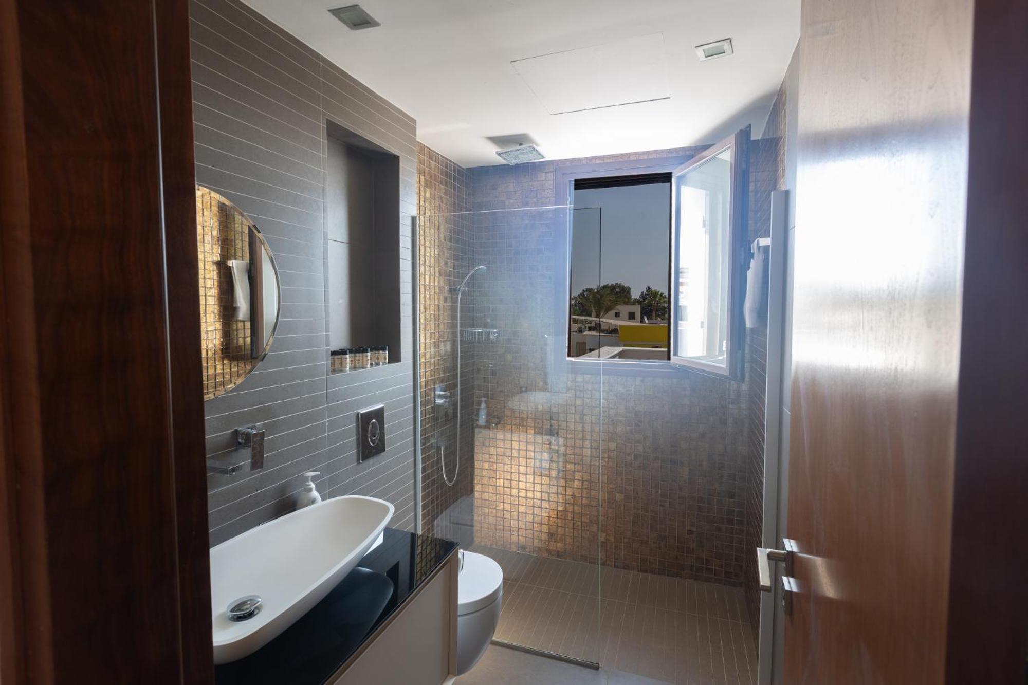 Sea Satin - Center Villa *