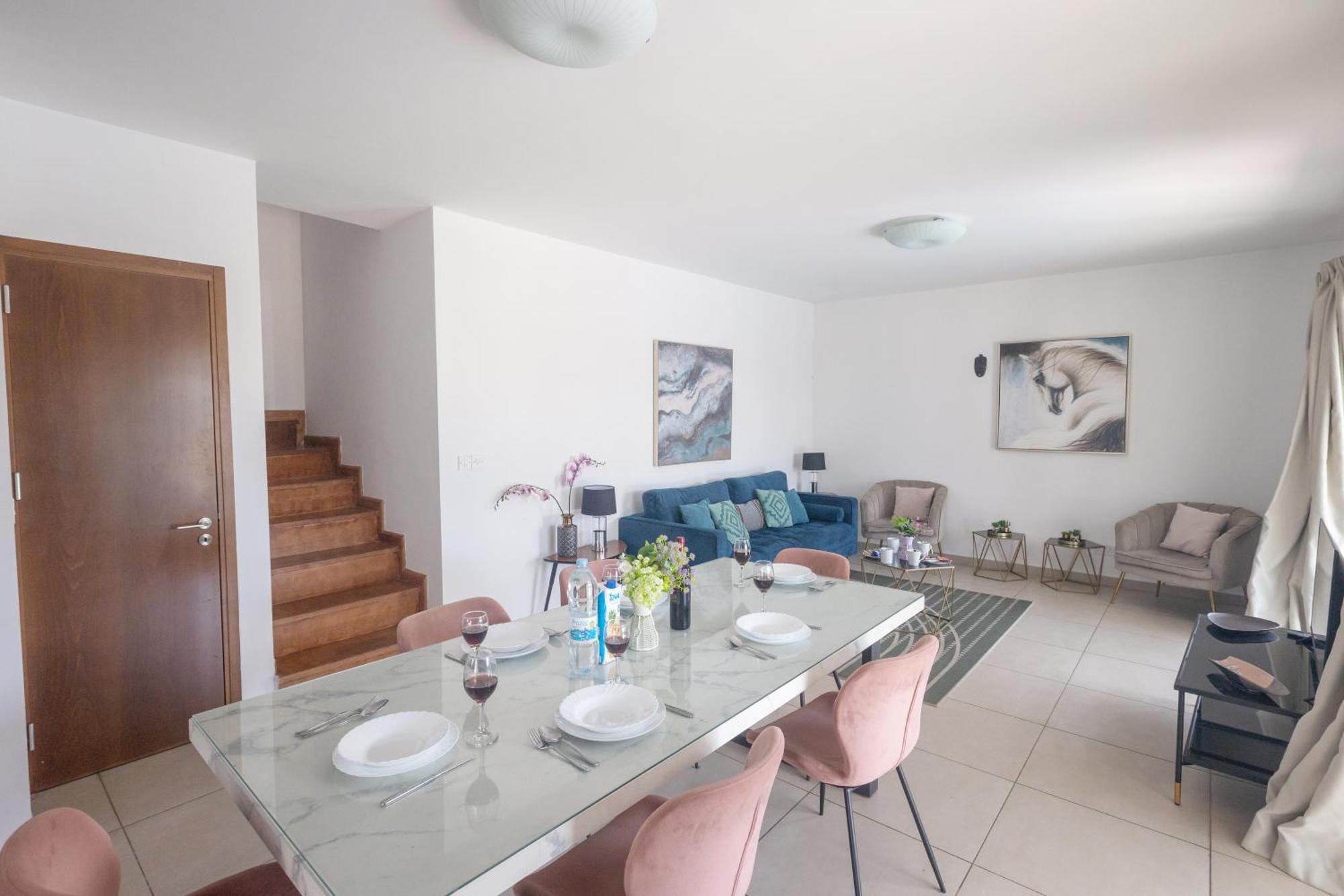 Sea Satin - Center Villa