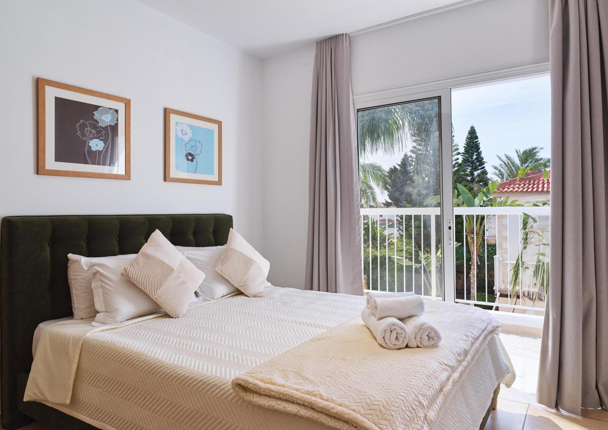 Luxvillasrentals Villa Ayia Napa