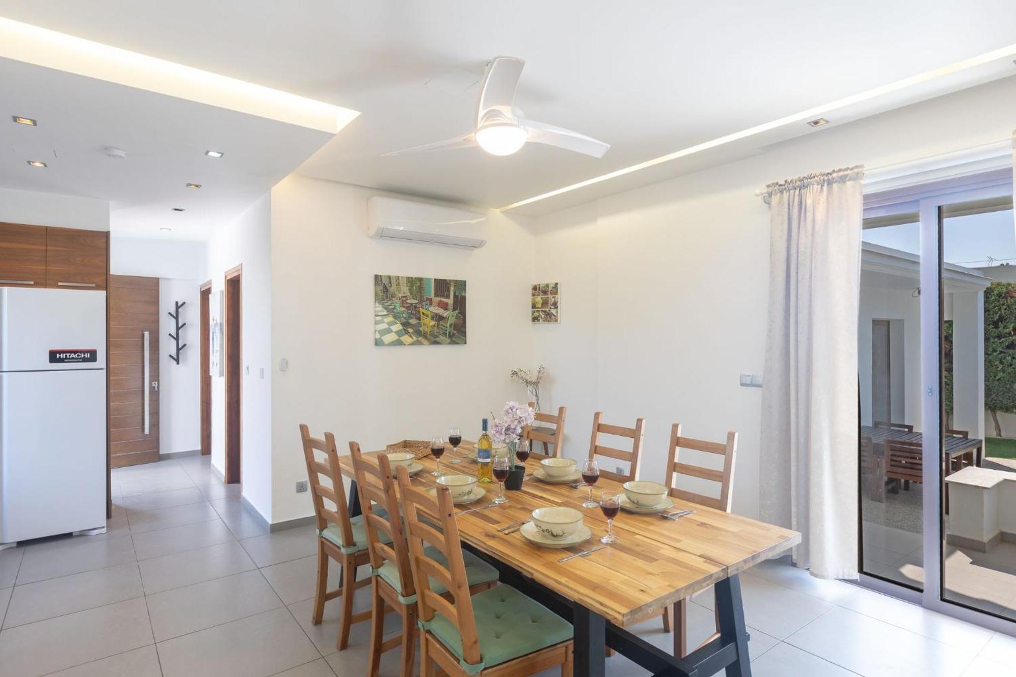Villa Satin Svi1 *