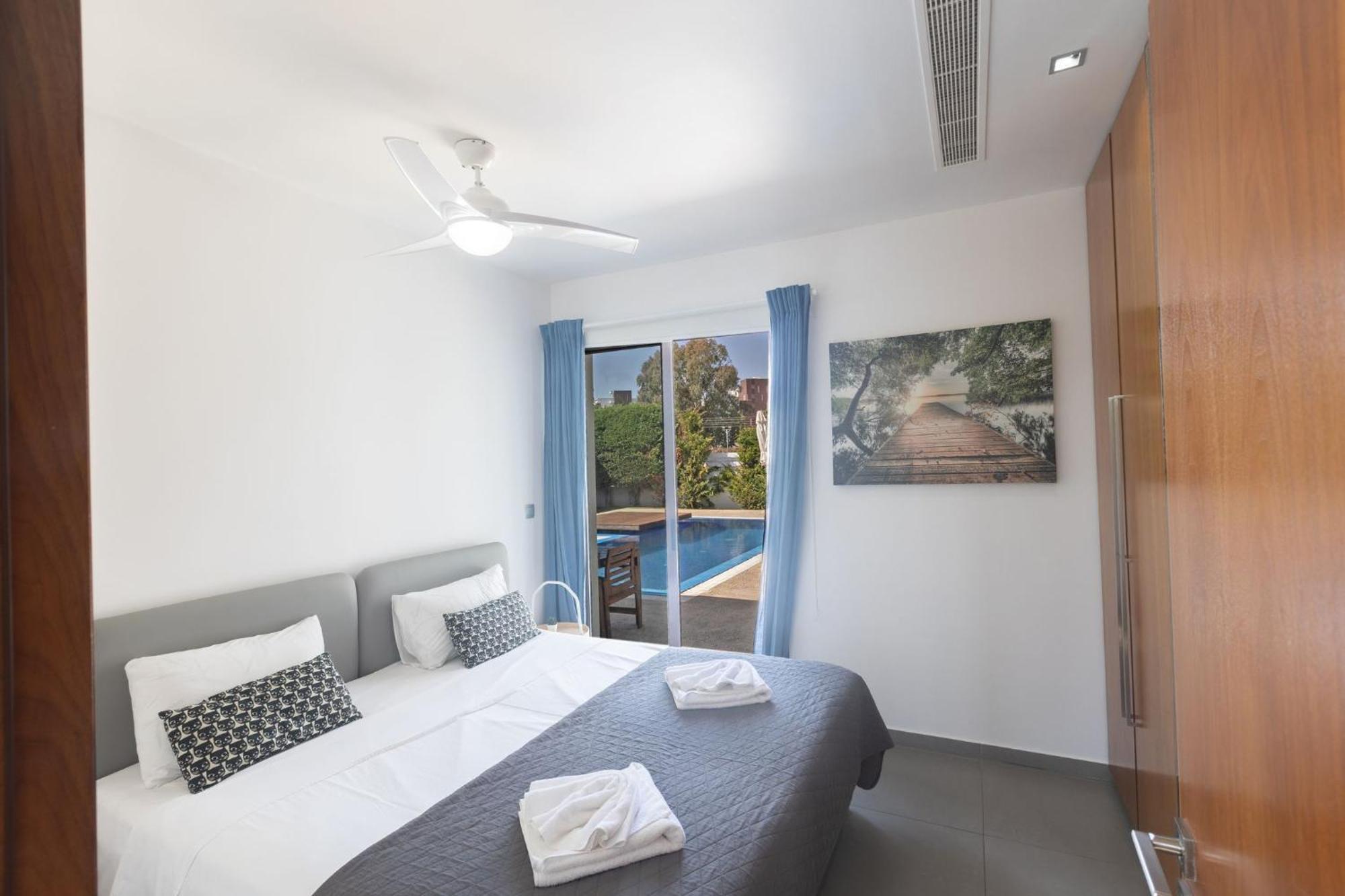 Satin Svi1 Villa