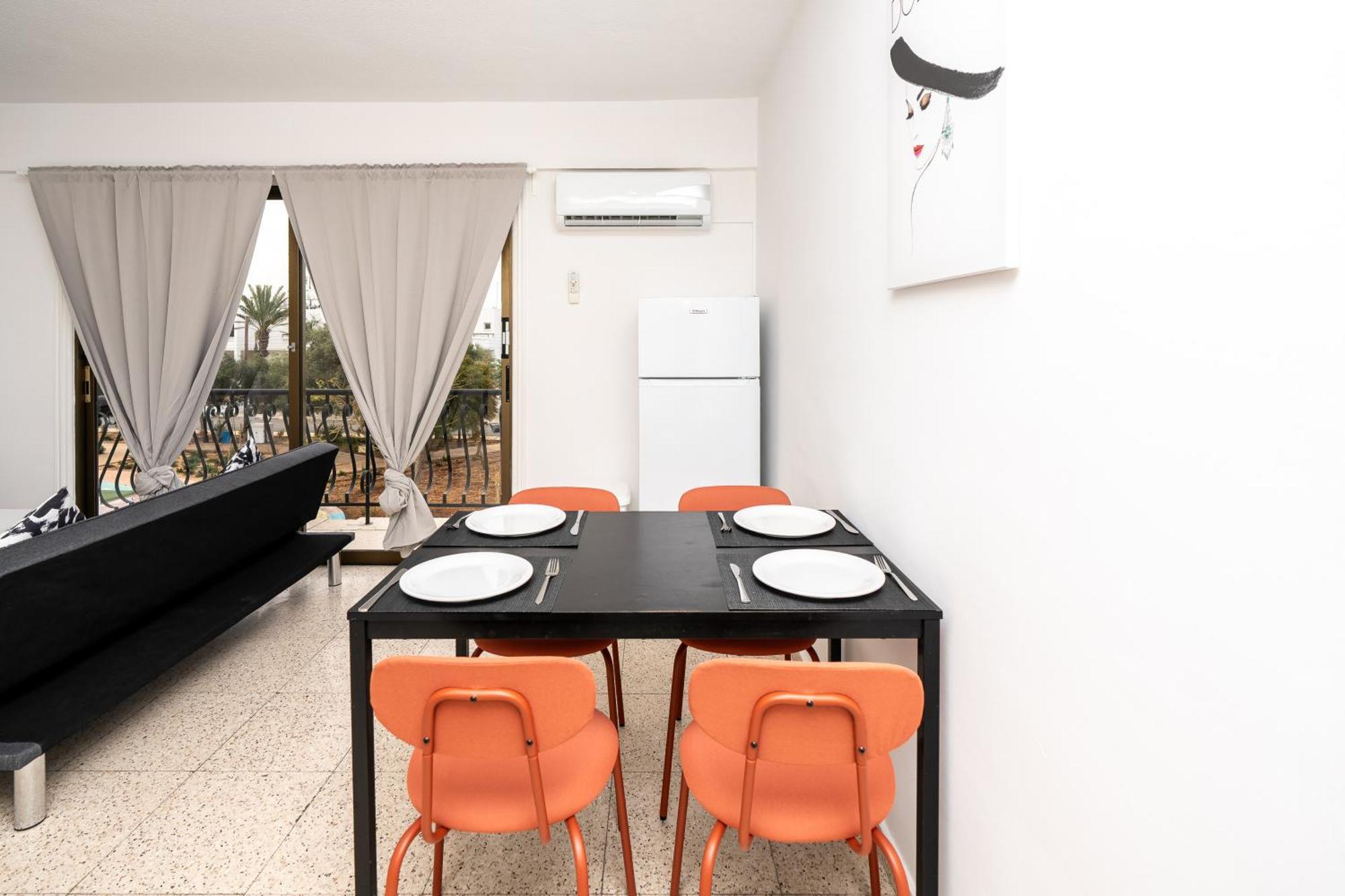 Apartment The Square 710 Ayia Napa