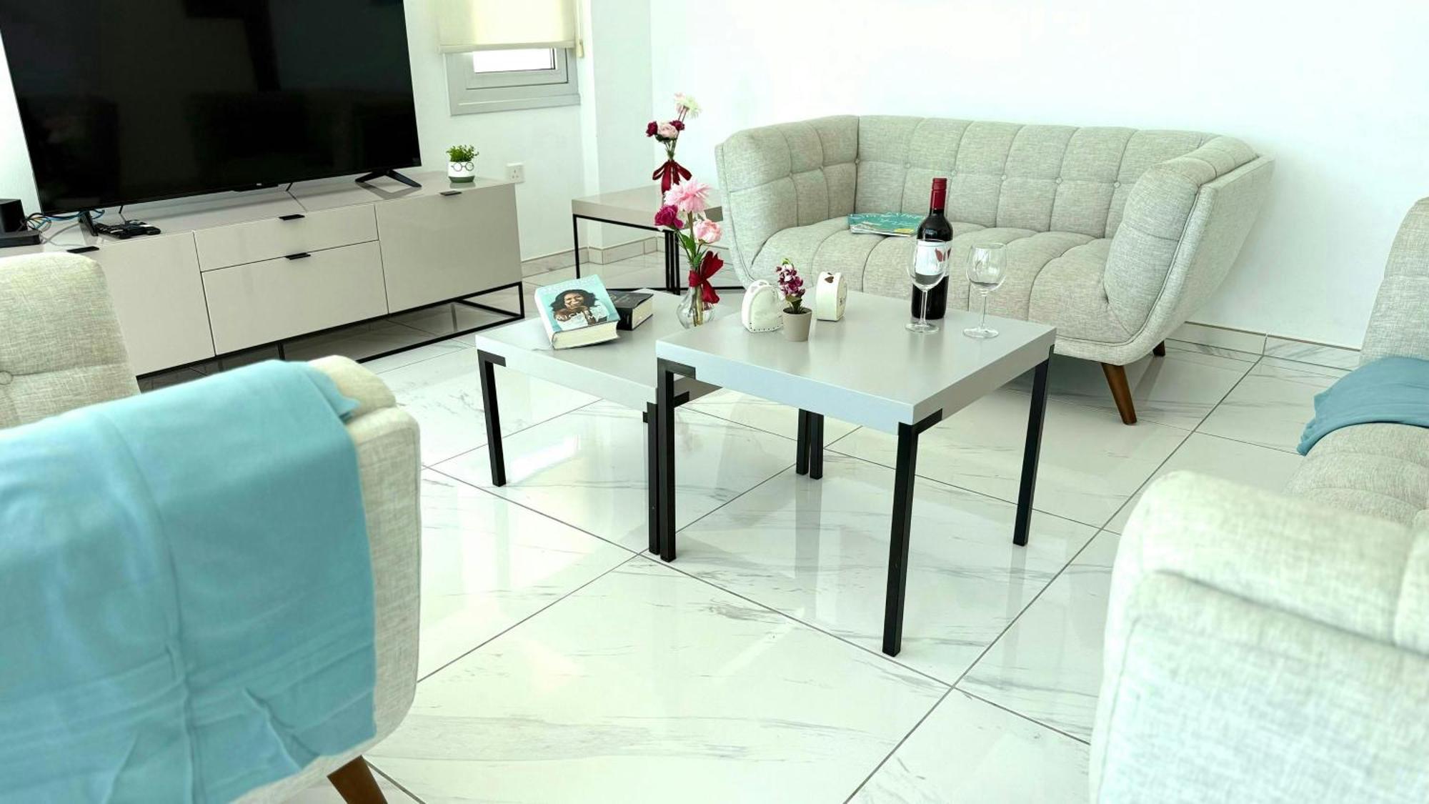 Toocoool - Elite Seaview *