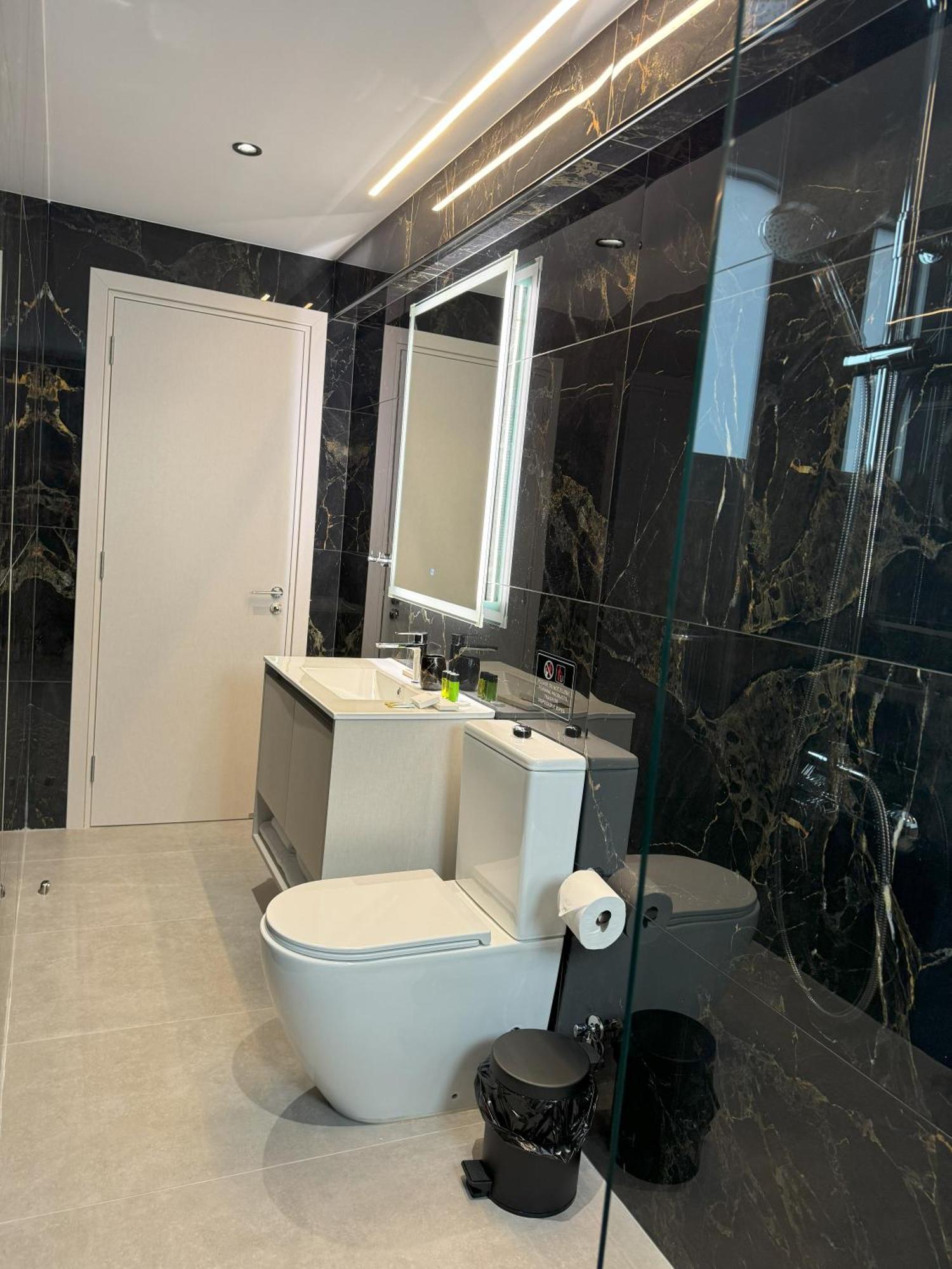 Living Boutique Adults Only Apartment