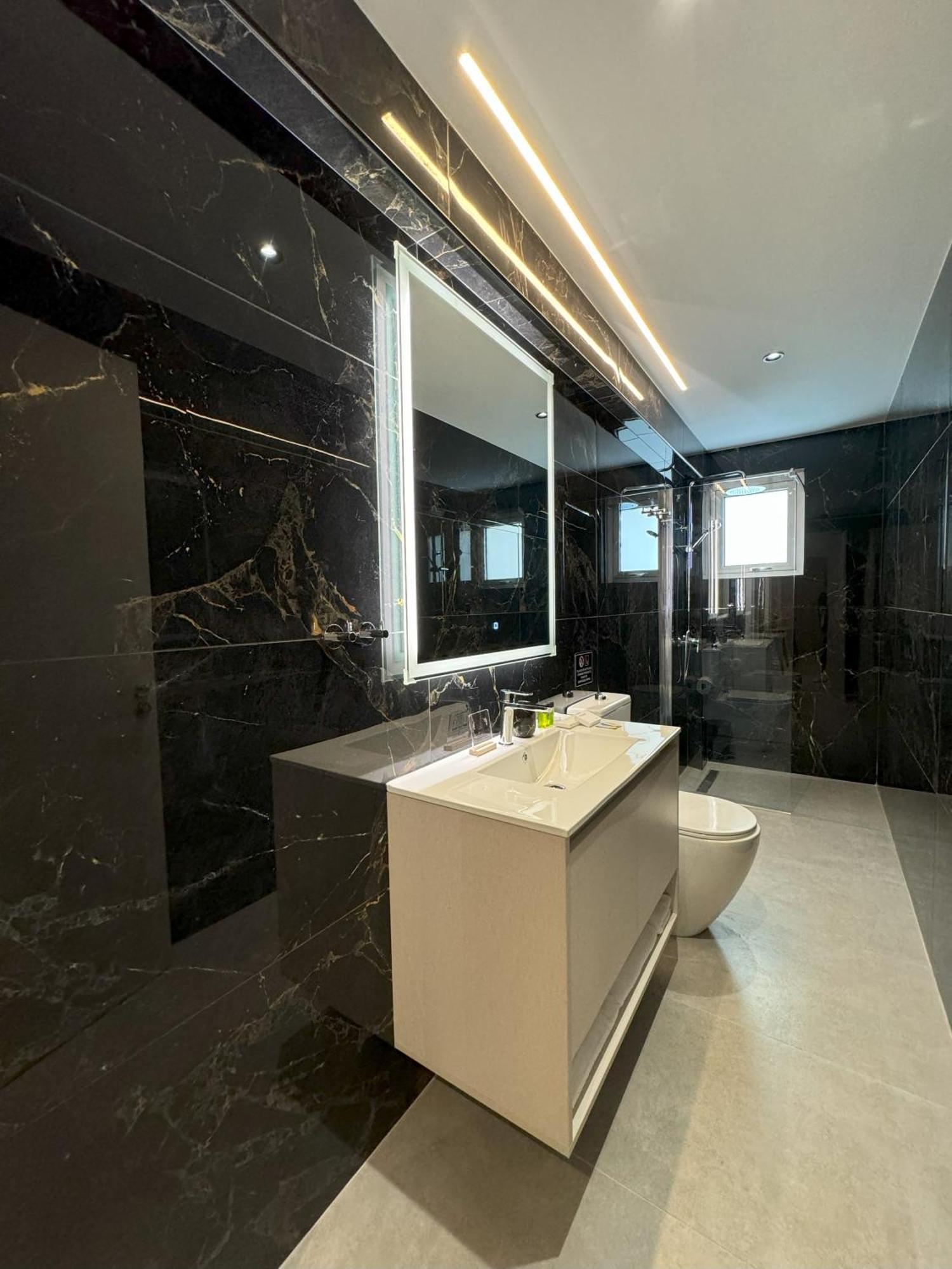 Living Boutique Adults Only Apartment *