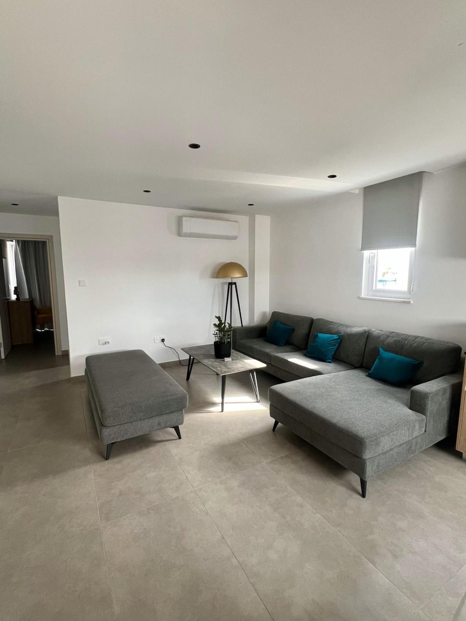 Living Boutique Adults Only Apartment