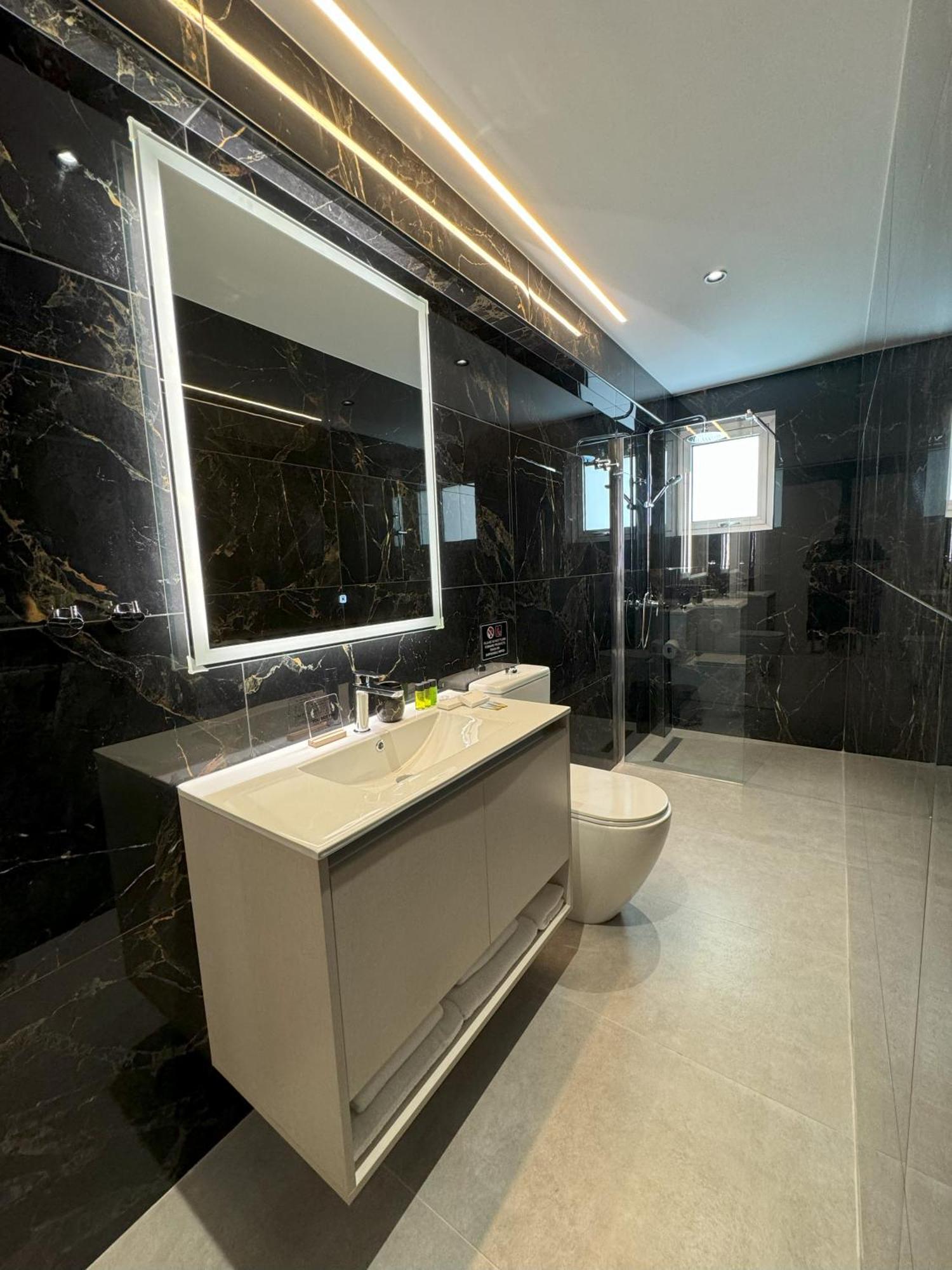 Living Boutique Adults Only Apartment *