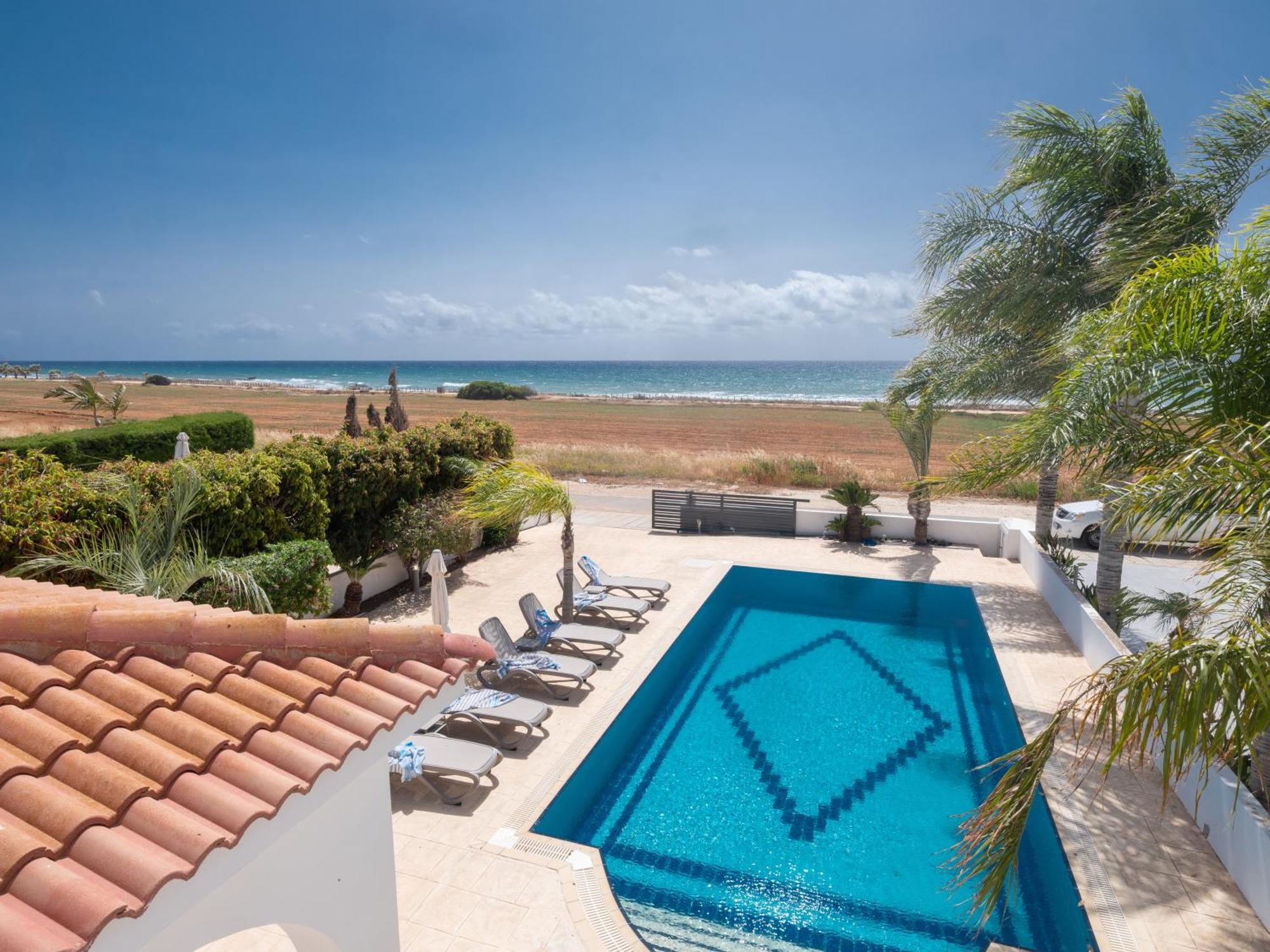 Sunrise Villa *