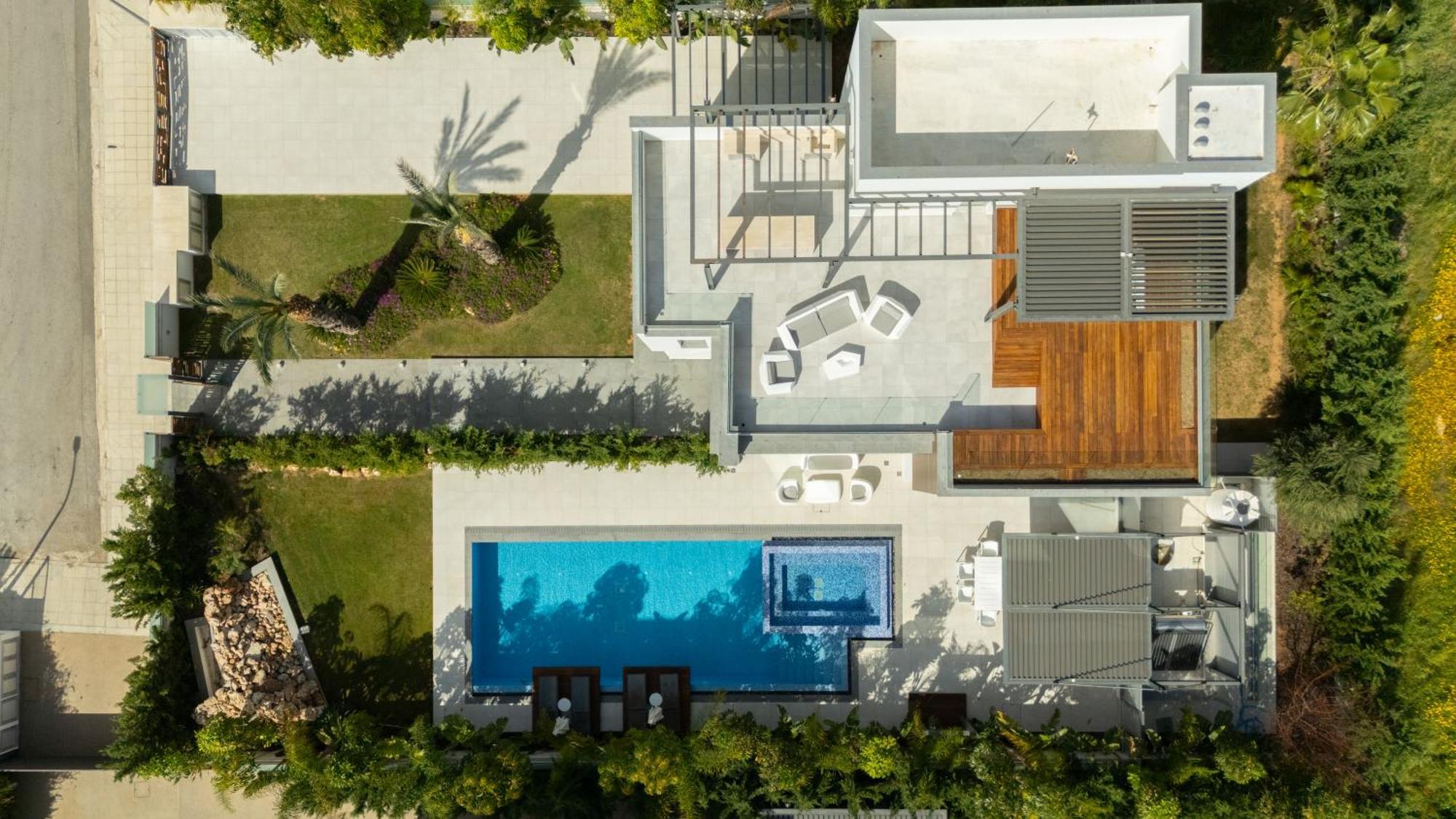 Vivo Mare Beachfront - Vista * Ayia Napa