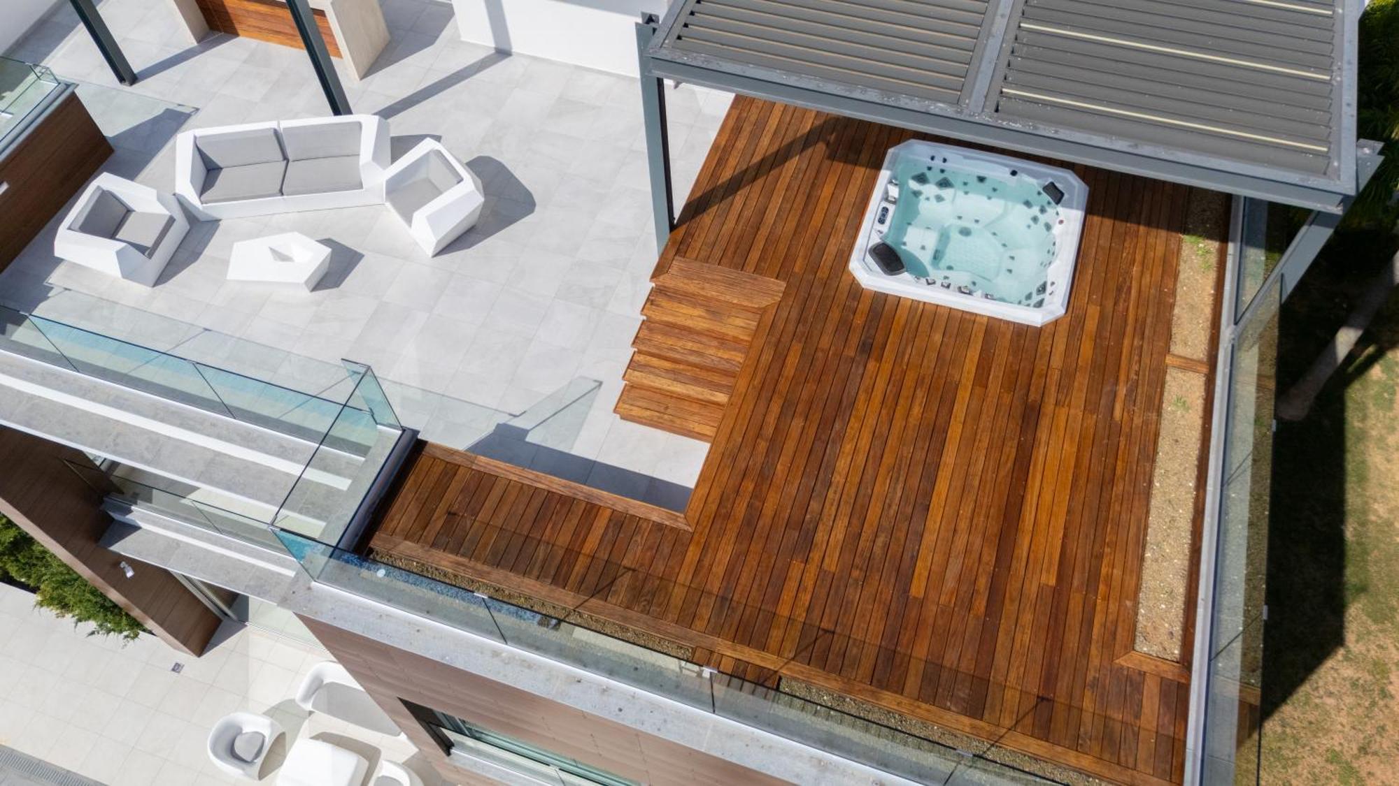 Vivo Mare Beachfront - Vista Villa