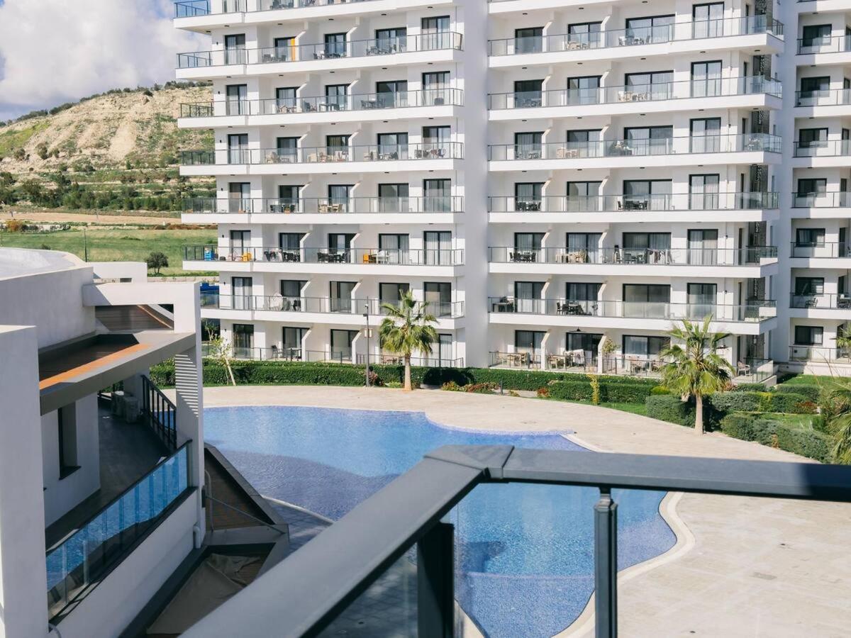 Caesar Blue Sea View