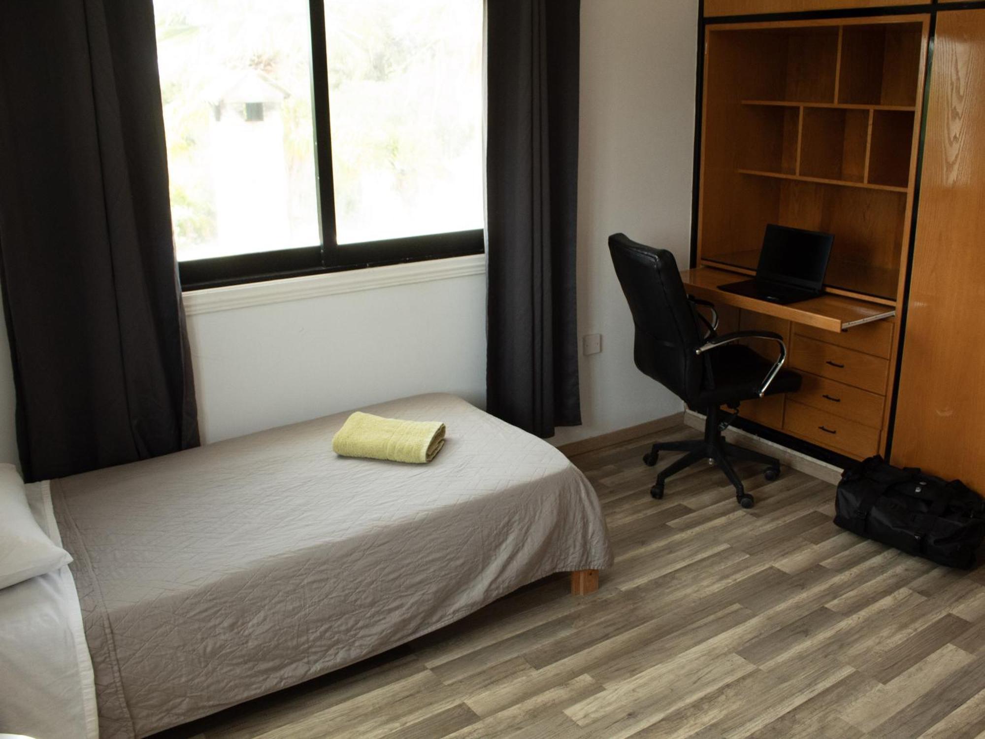 House Of Nissus Albergue *