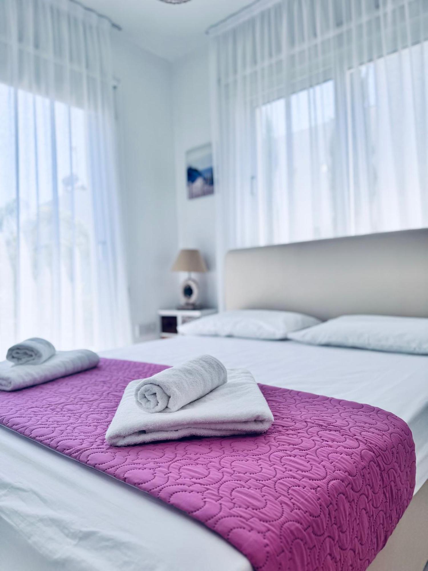 Nissini Wana Luxury Villa Ayia Napa