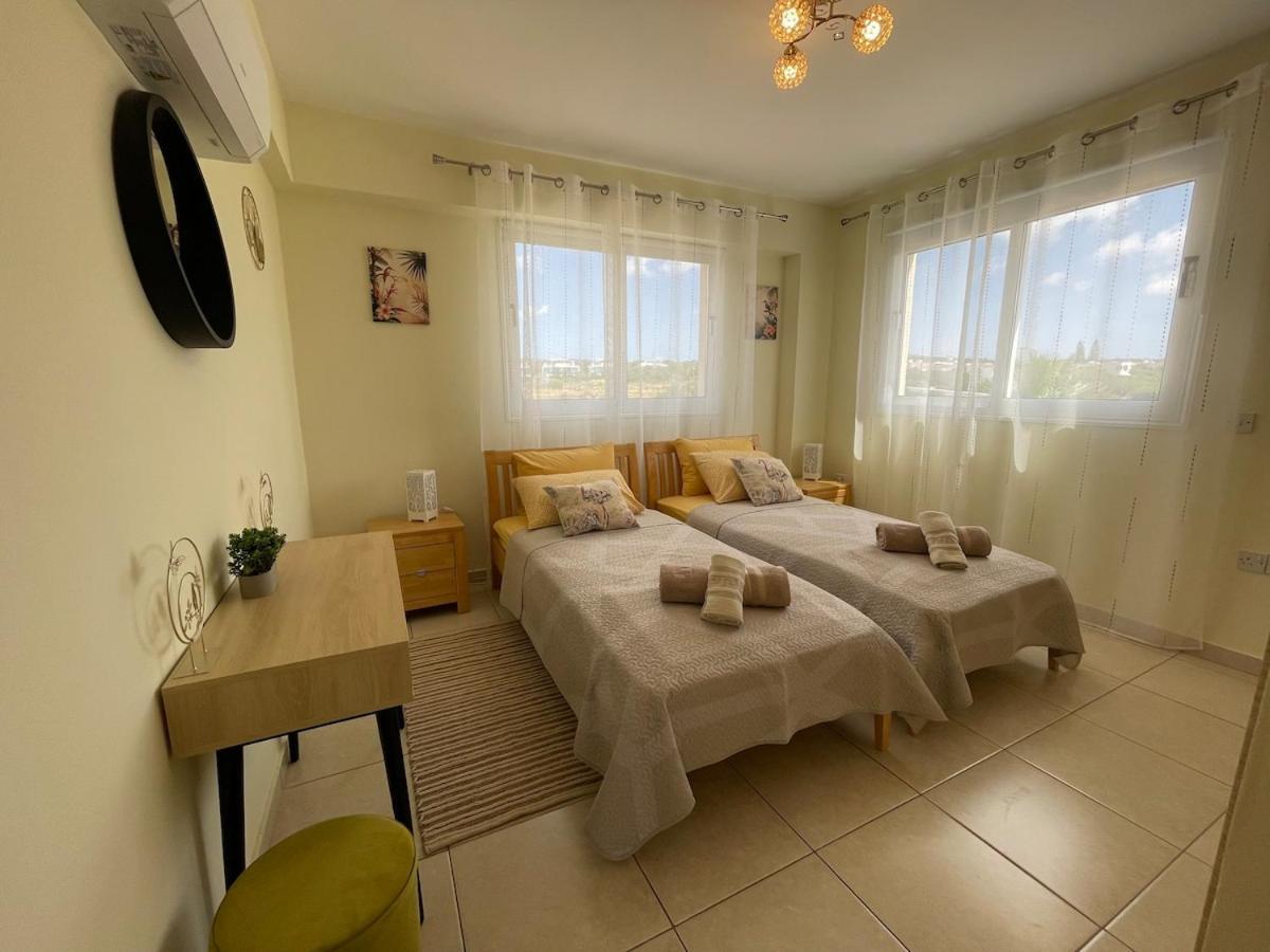 Nissi Elena Sunny Cozy Apartment *
