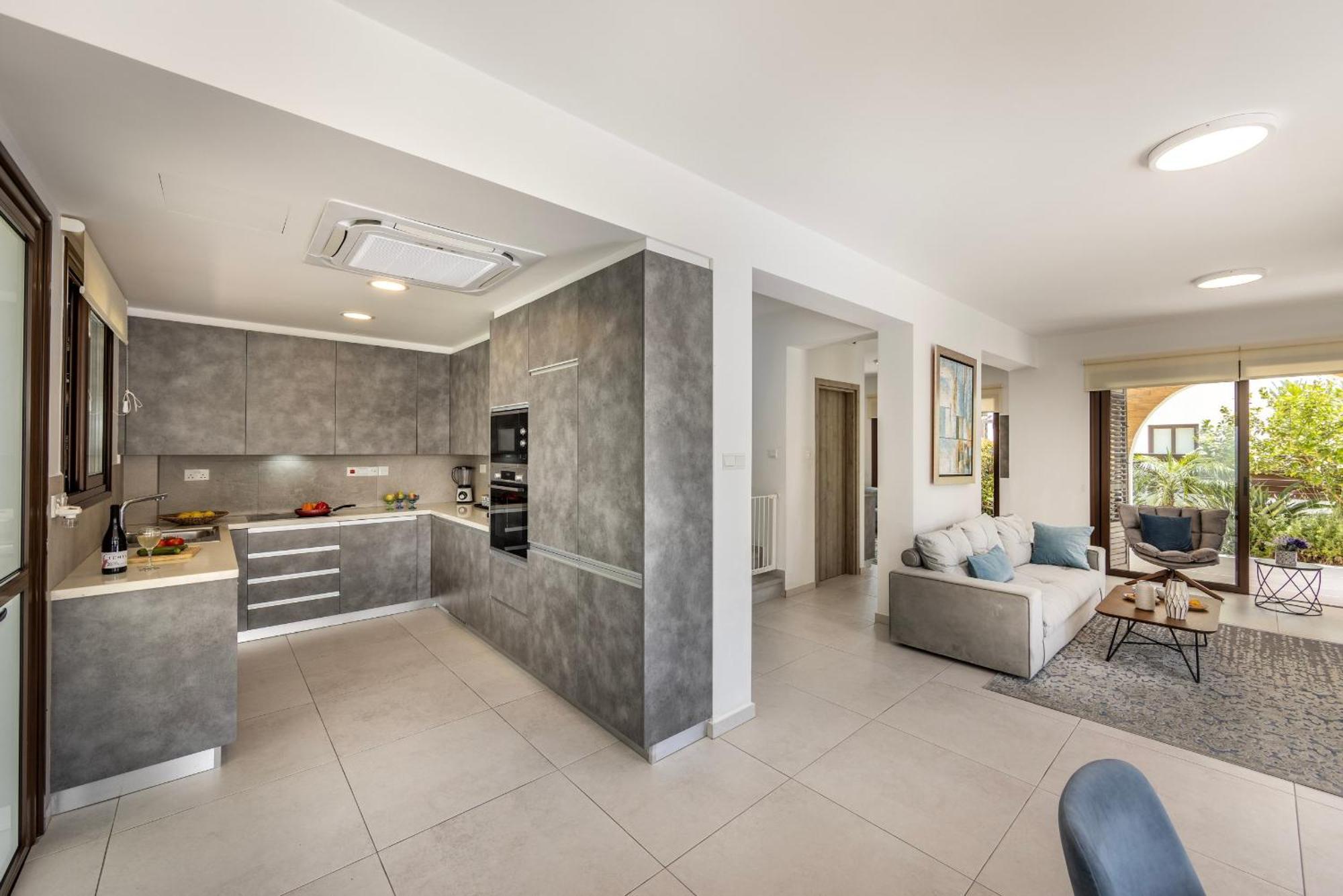 Luxury Seaside Ionion H15 * Agia Napa