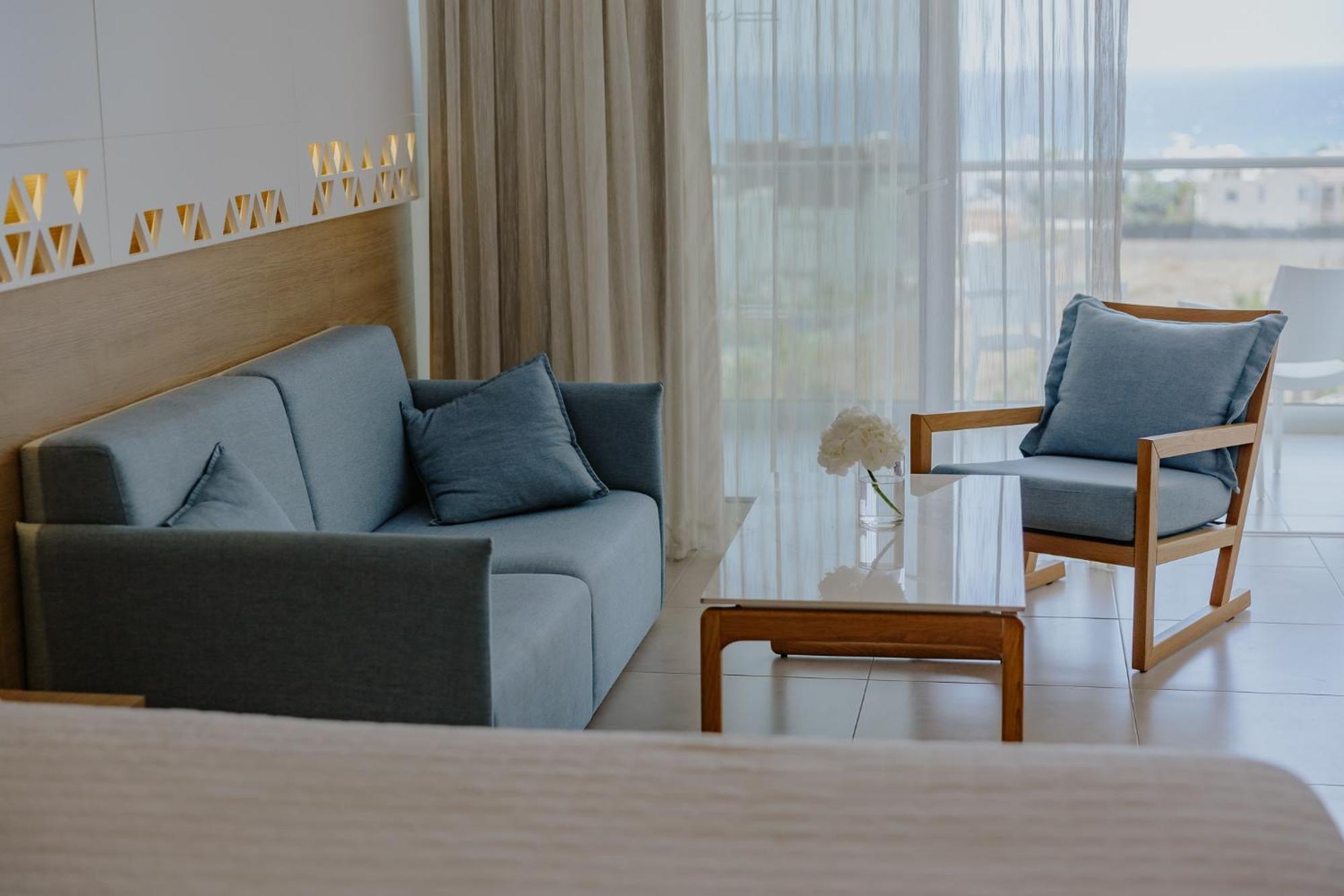 Hotel Seasons (adults Only) 4*