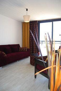 Agrino Aparthotel