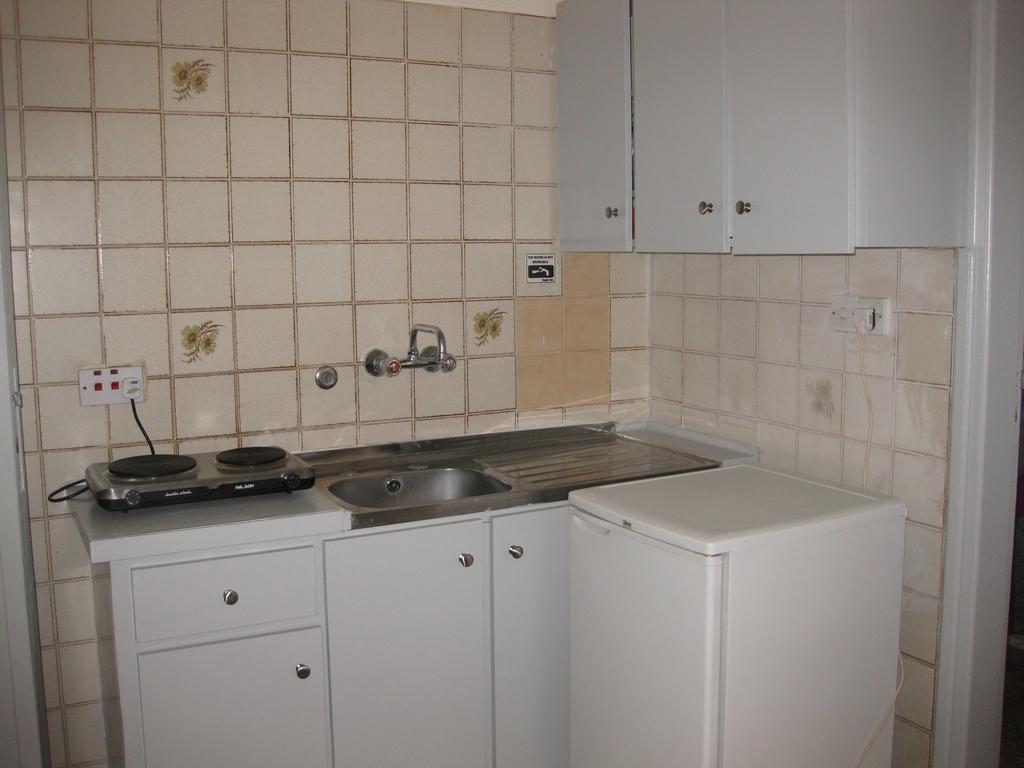Simos Magic Apts Aparthotel *