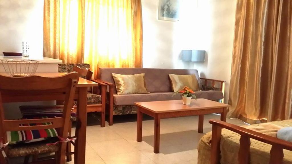 Milounapa Apartment *