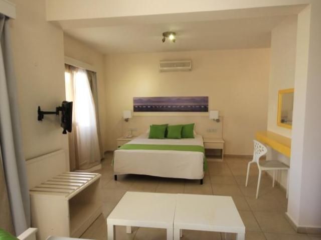 Sea Cleonapa Aparthotel