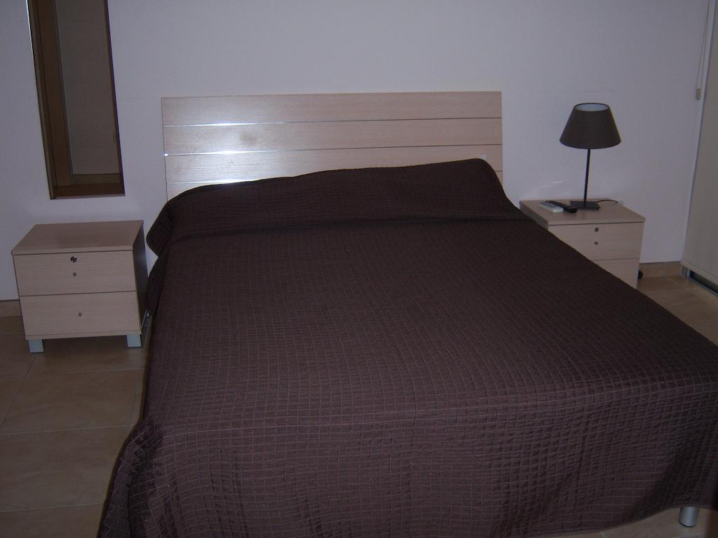 Villa Nissi Golden Sun *