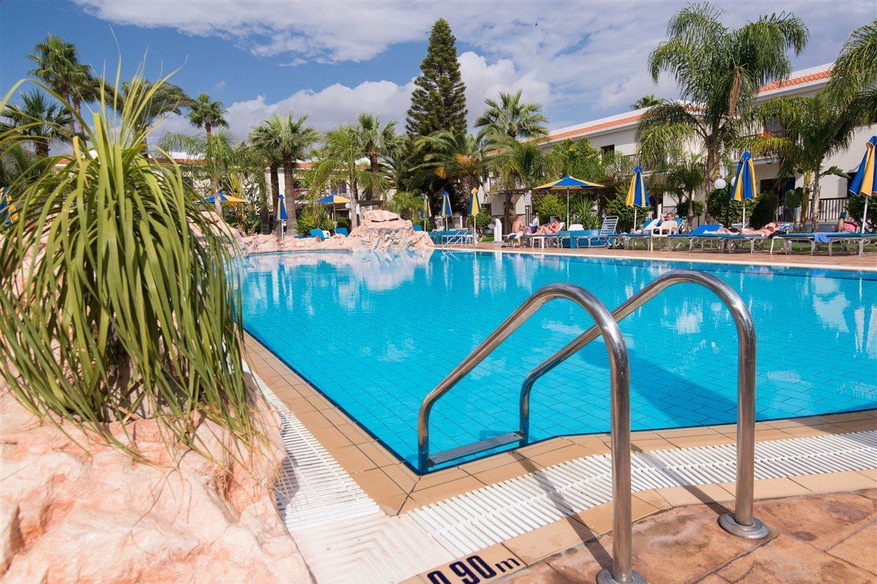 Aparthotel Loutsiana Deluxe Apts Ayia Napa