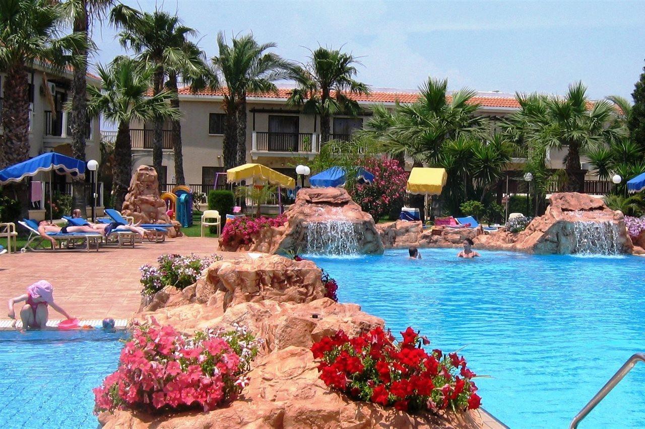 Aparthotel Loutsiana Deluxe Apts Ayia Napa