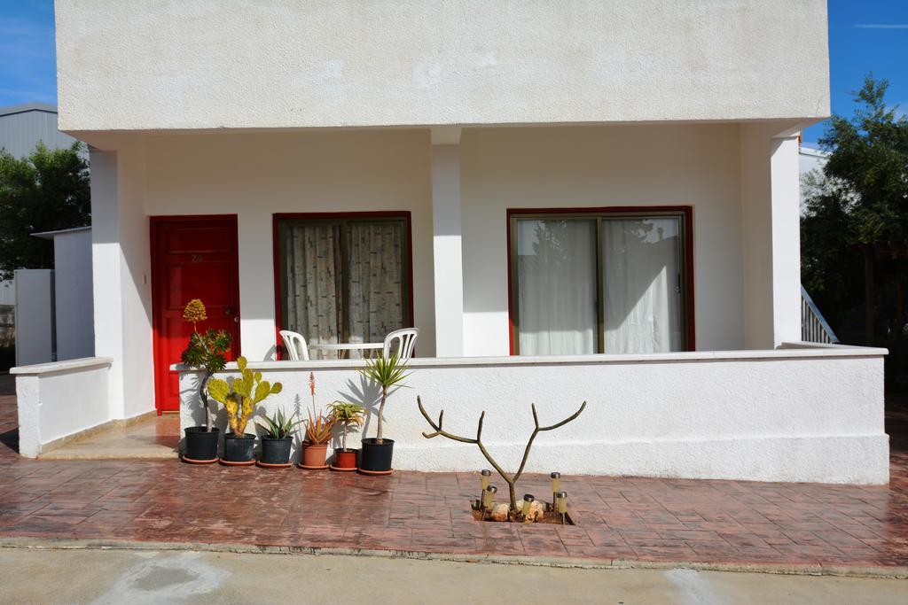 Apartment Karistos *