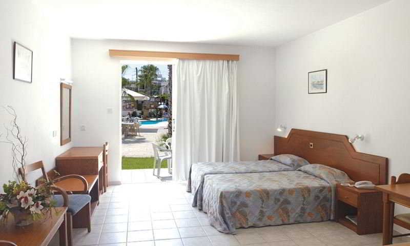 Petrosana Agia Napa