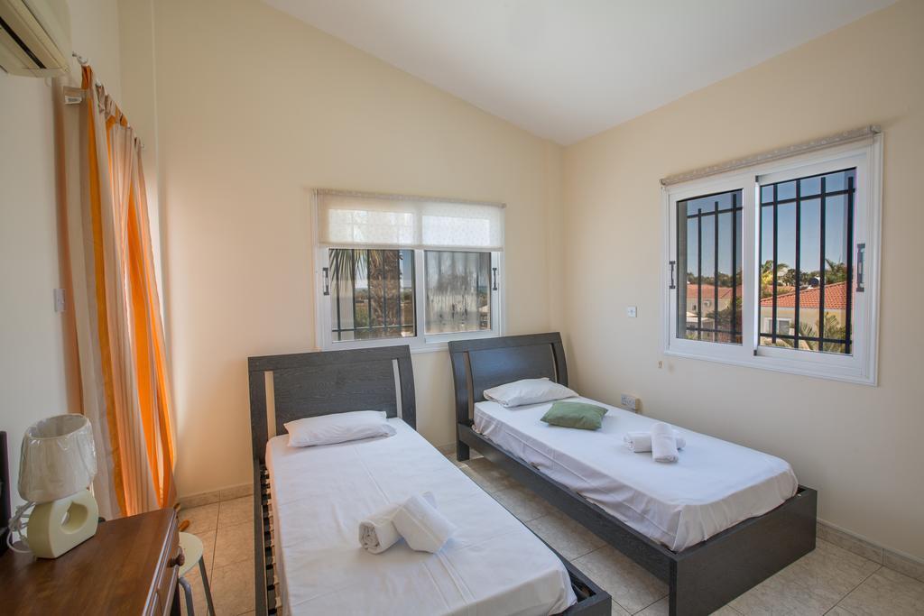 Thaliana Gardens Villa *